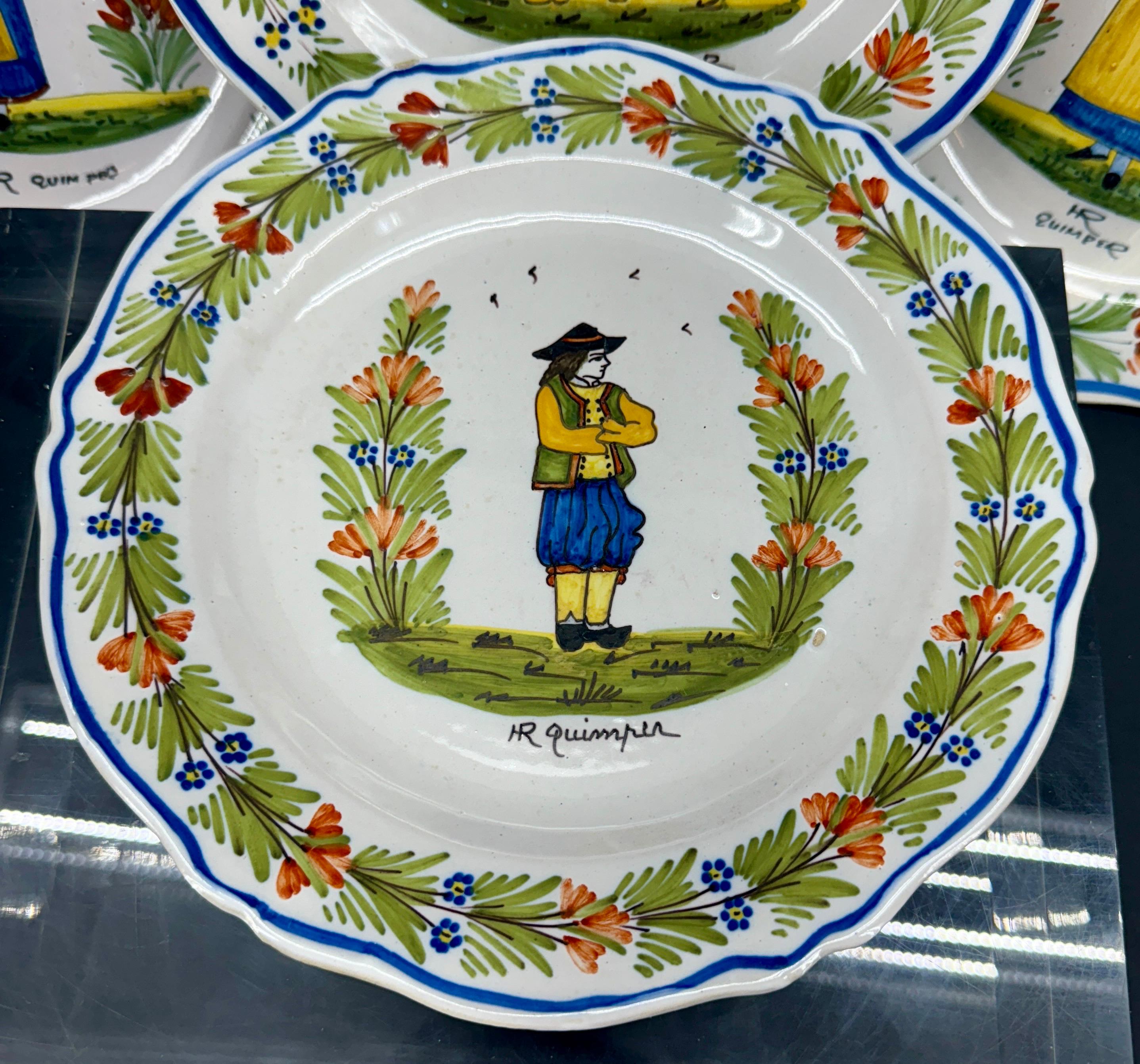Colección de 5 platos franceses de loza de Quimper Francés en venta