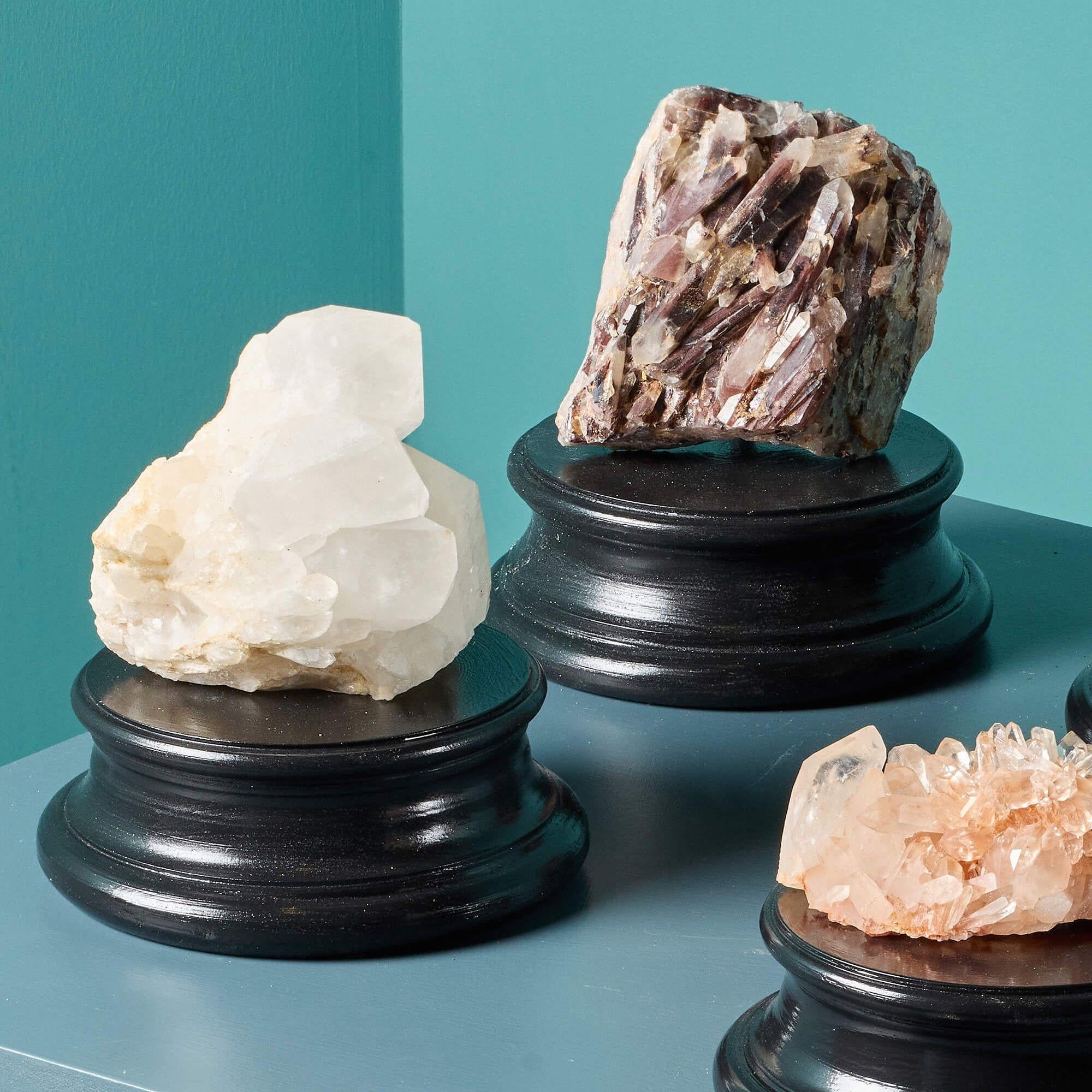 Collection of 5 Large Cabinet Mineral Specimens In Fair Condition For Sale In Wormelow, Herefordshire