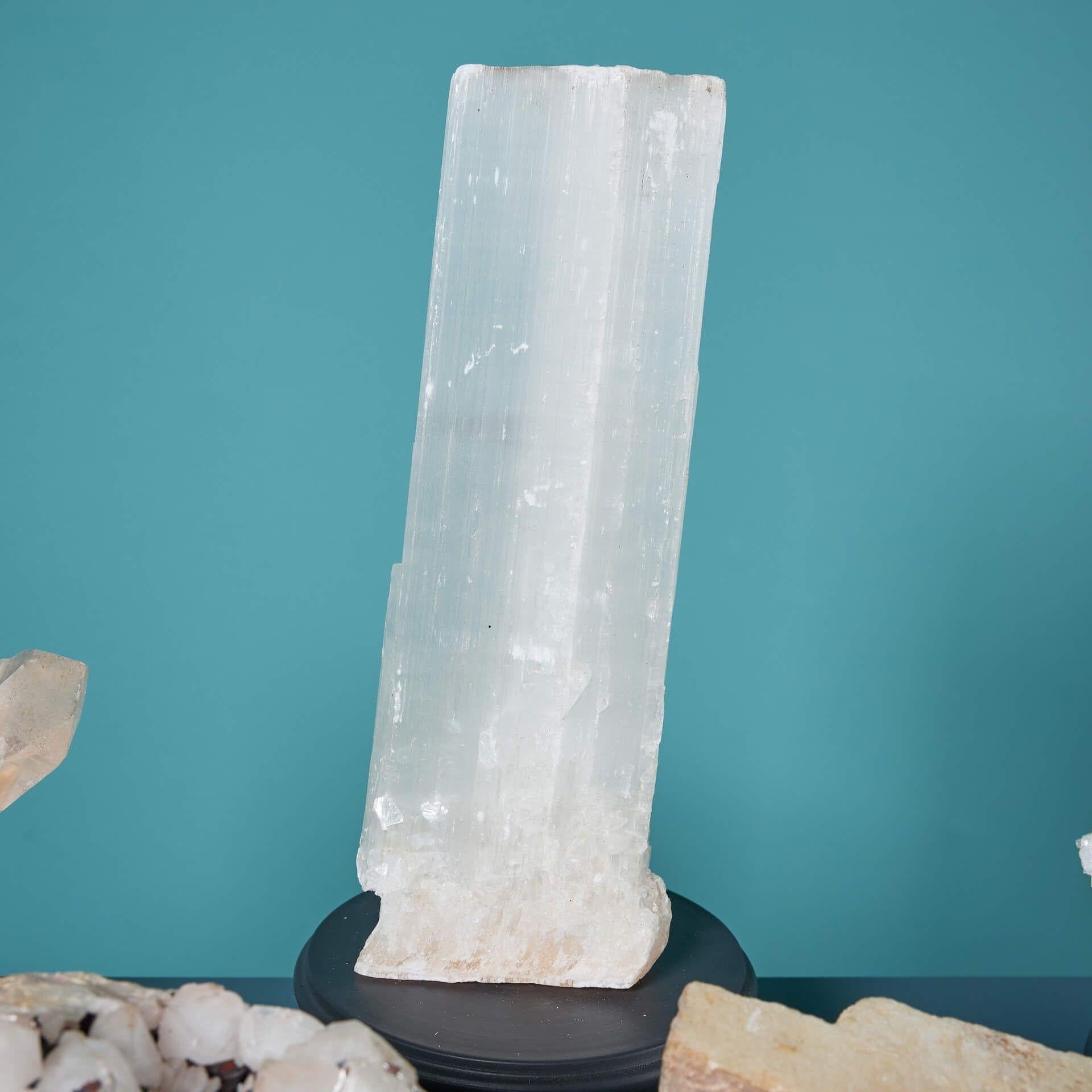 Cristallo Collectional di 5 cristalli minerali tra cui selenite, blacknite e quarzo in vendita