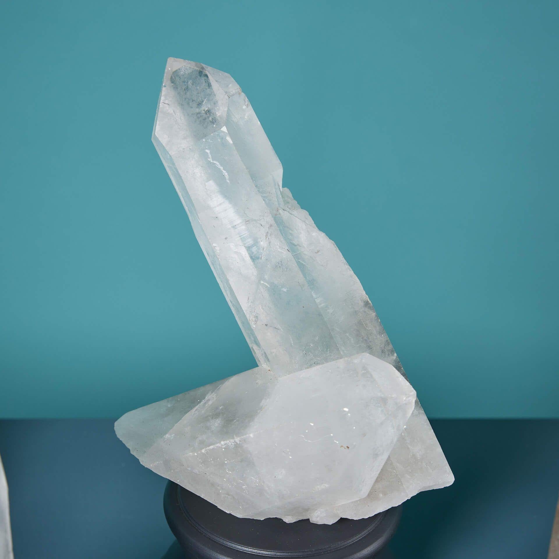 Collectional de 5 spécimens naturels de pointes de quartz en vente 6