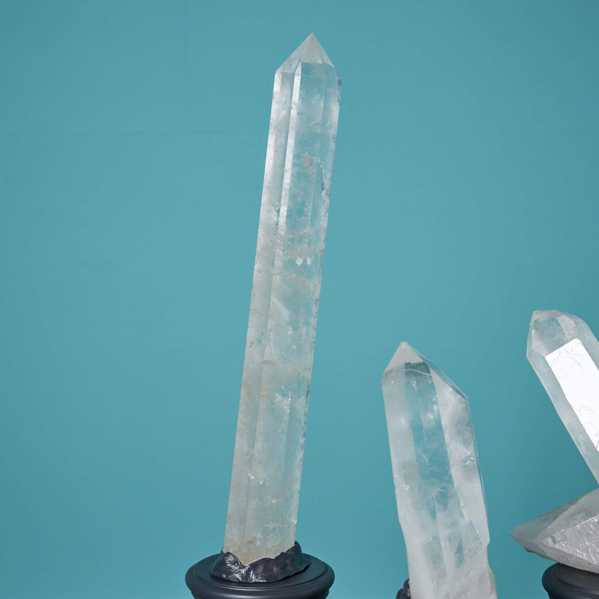 Collectional de 5 spécimens naturels de pointes de quartz État moyen - En vente à Wormelow, Herefordshire