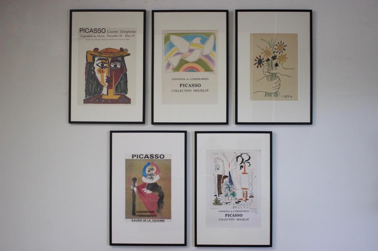 Collection of 5 Original Picasso Framed Posters Dating from 1956-1990 In Good Condition For Sale In Gloucestershire, GB