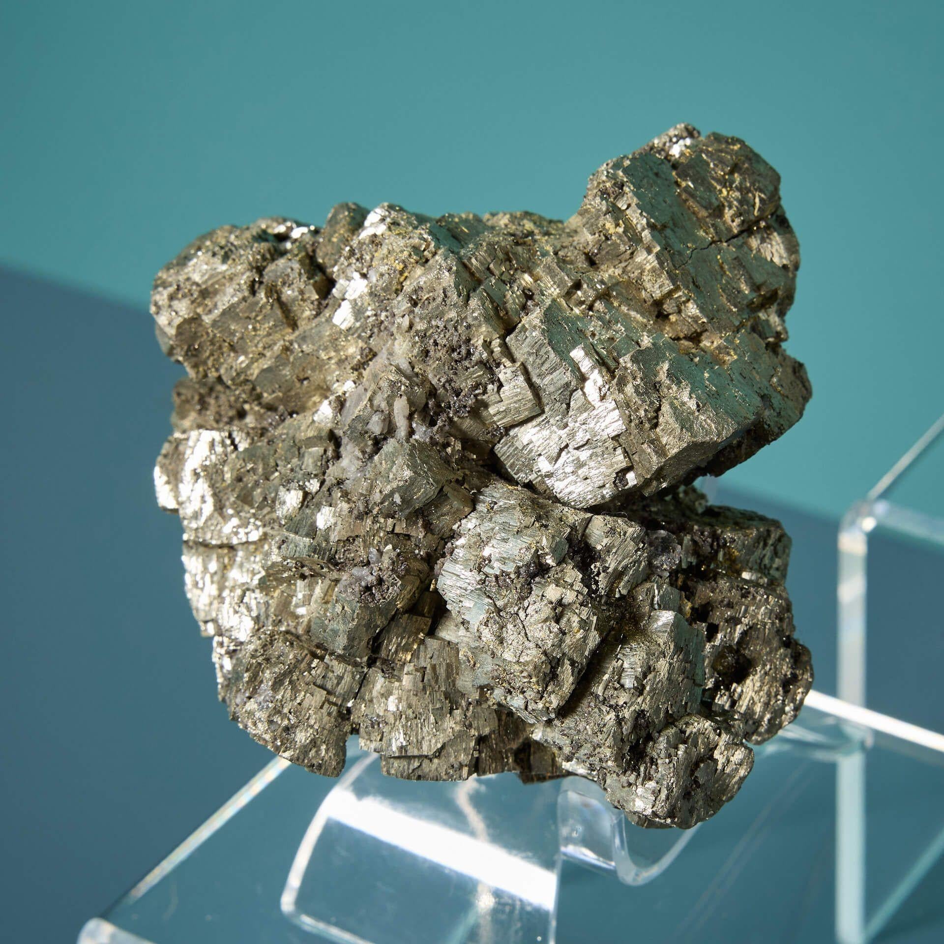 Multi-gemstone Collection of 6 Prehistoric Minerals including Galena & Pyrite Specimens For Sale