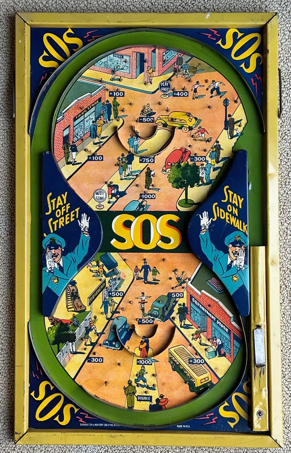 Collection of 6 Rare Figure Eight Antique Graphic And Colorful Pinball Games (Maschinell gefertigt) im Angebot