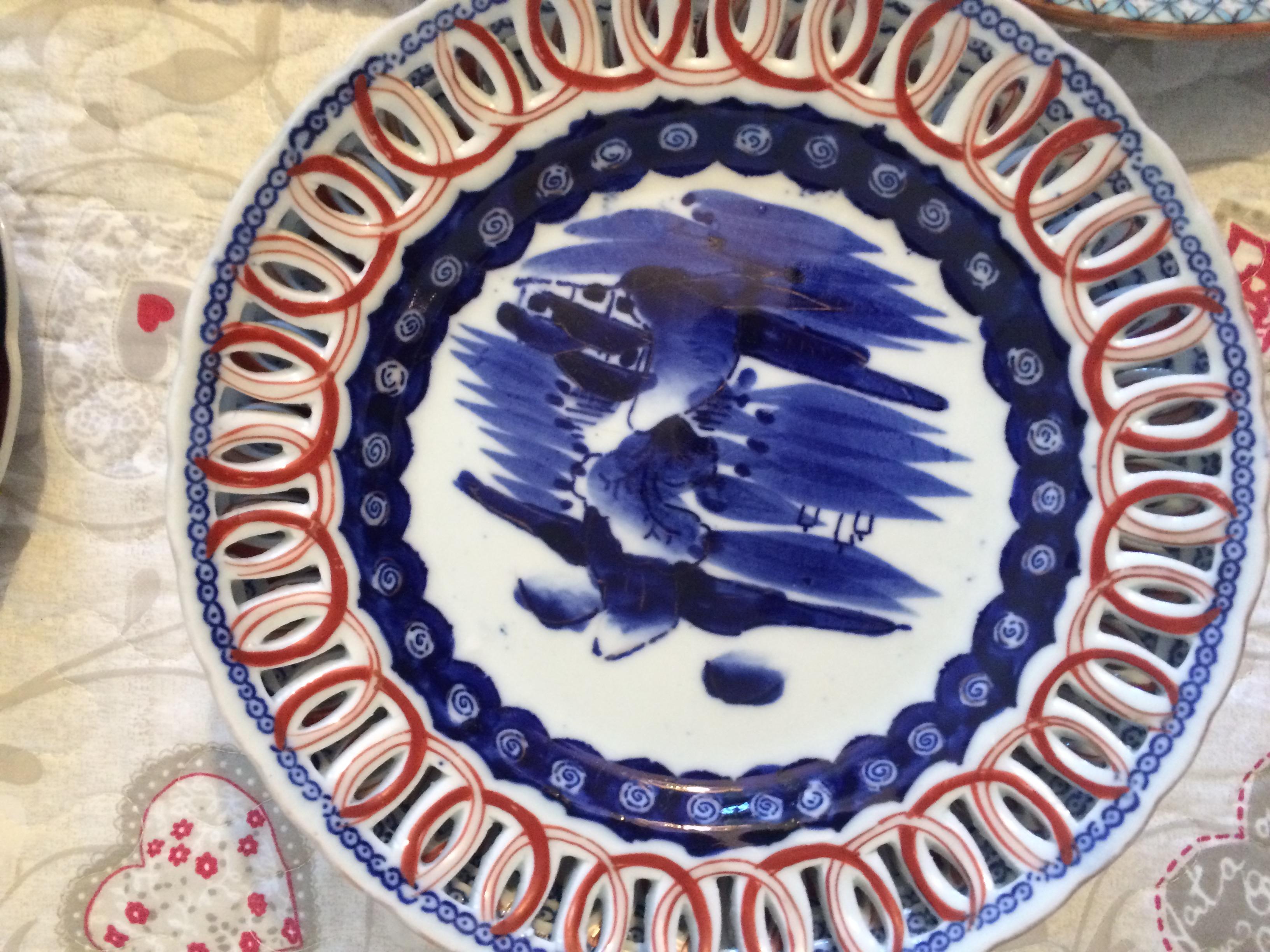 Collection of 7 Imari Chargers Various Motifs In Good Condition In Miami, FL