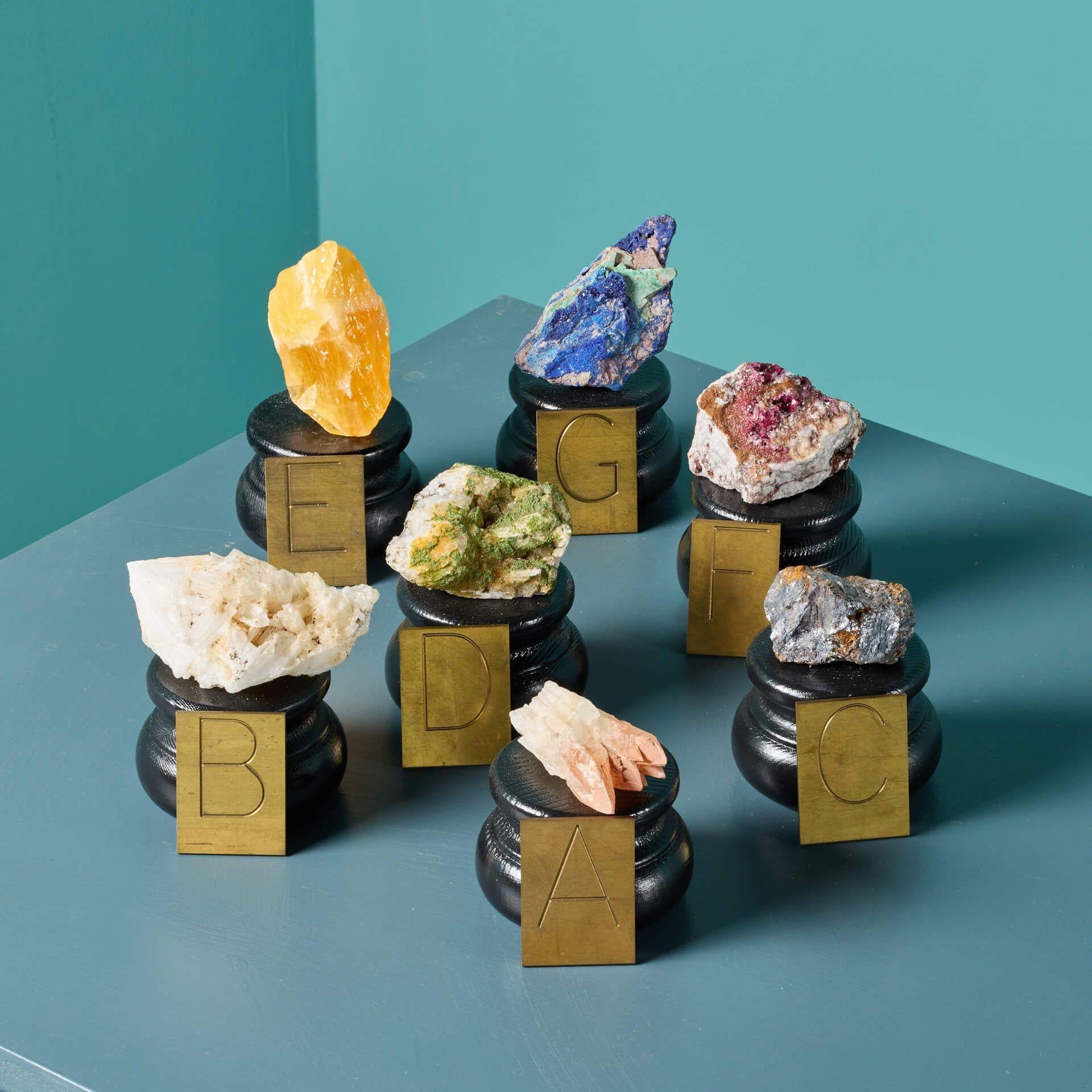 Colección de 7 Especímenes Minerales Naturales Malgache en venta