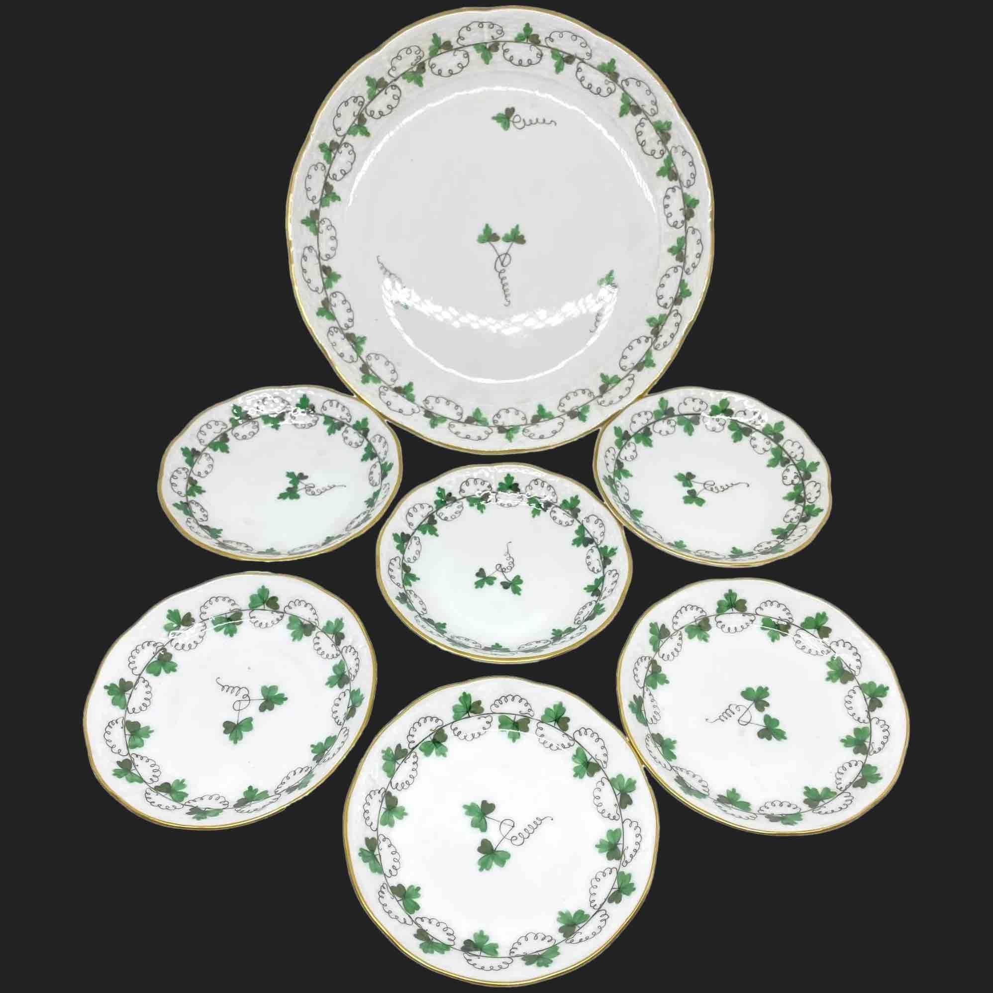 Collection of 7 Plates Herend Hungary Porcelain Wall Decoration Ready to Hang In Good Condition For Sale In Nuernberg, DE