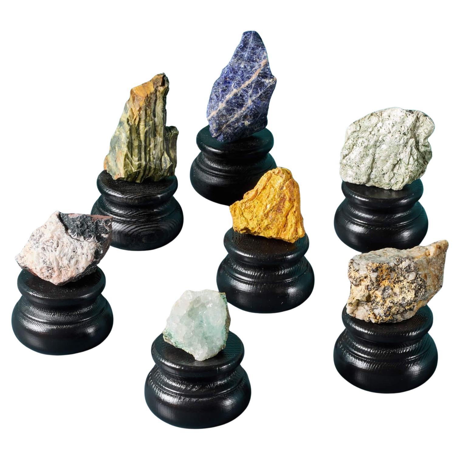 Colección de 7 Pequeños Especímenes Minerales Naturales en venta