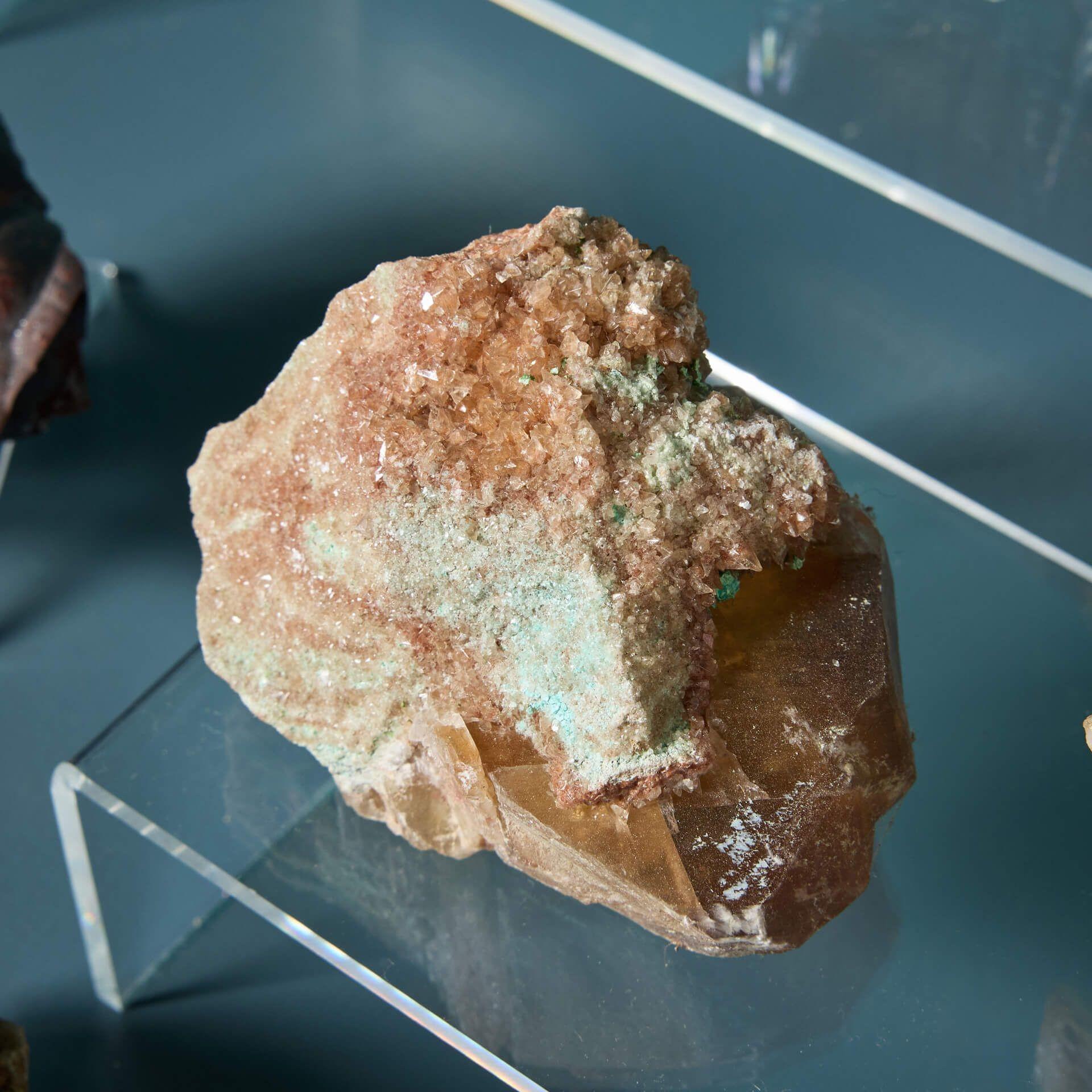 18th Century and Earlier Collection of 9 Prehistoric Minerals including Hematite, Agate & Tourmaline For Sale