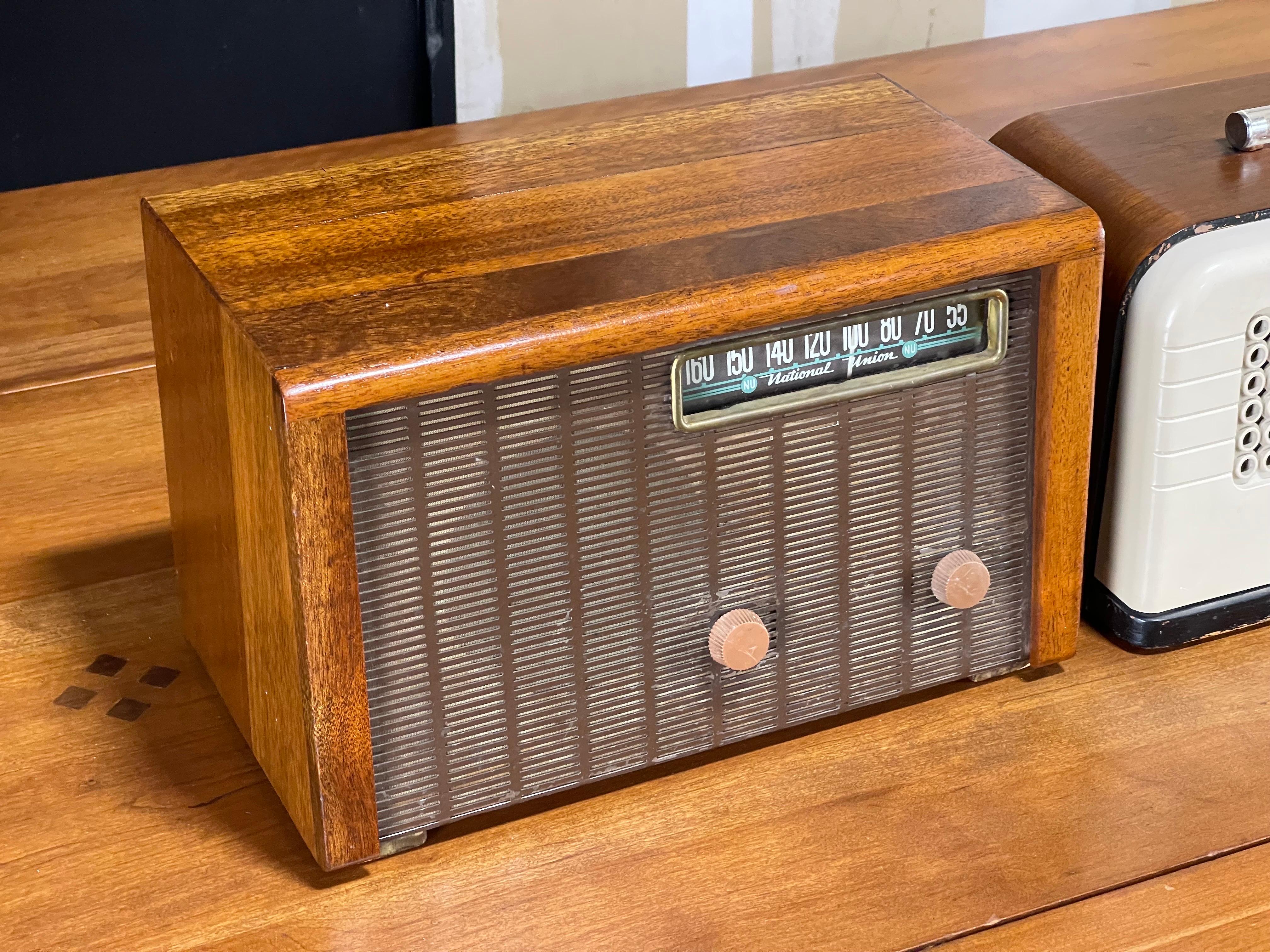 Collection of Vintage Antique Alexander Girard Radios For Sale 1