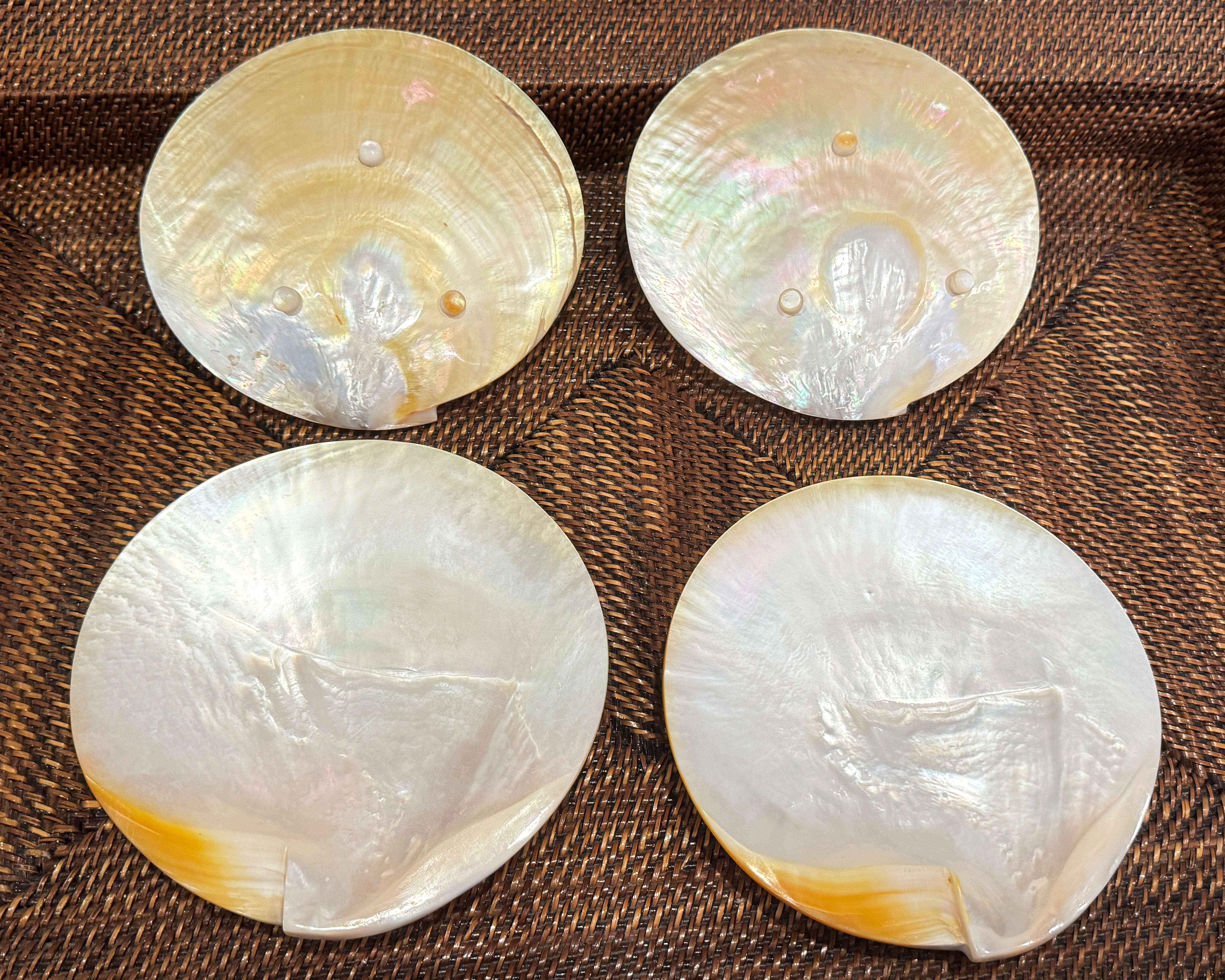Colección de Piezas Antiguas para Servir Caviar de Nácar en Bueno estado para la venta en Philadelphia, PA