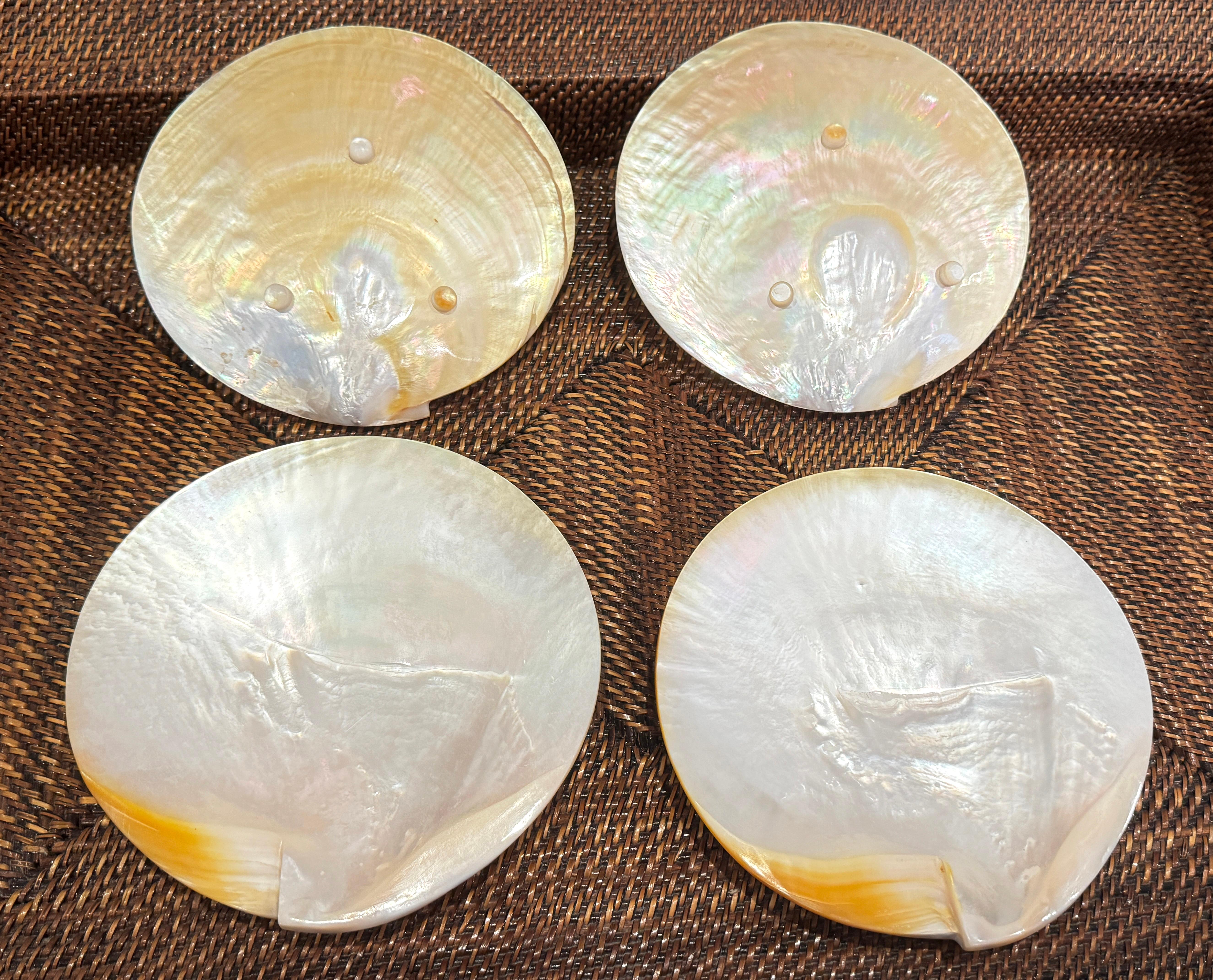 Colección de Piezas Antiguas para Servir Caviar de Nácar en venta 4