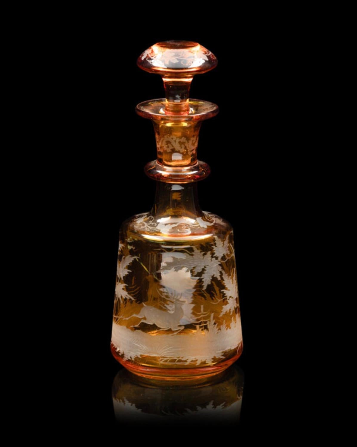 The Collective of Bohemian Amber Cut-To-Clear Crystal Glassware, 19e siècle en vente 3