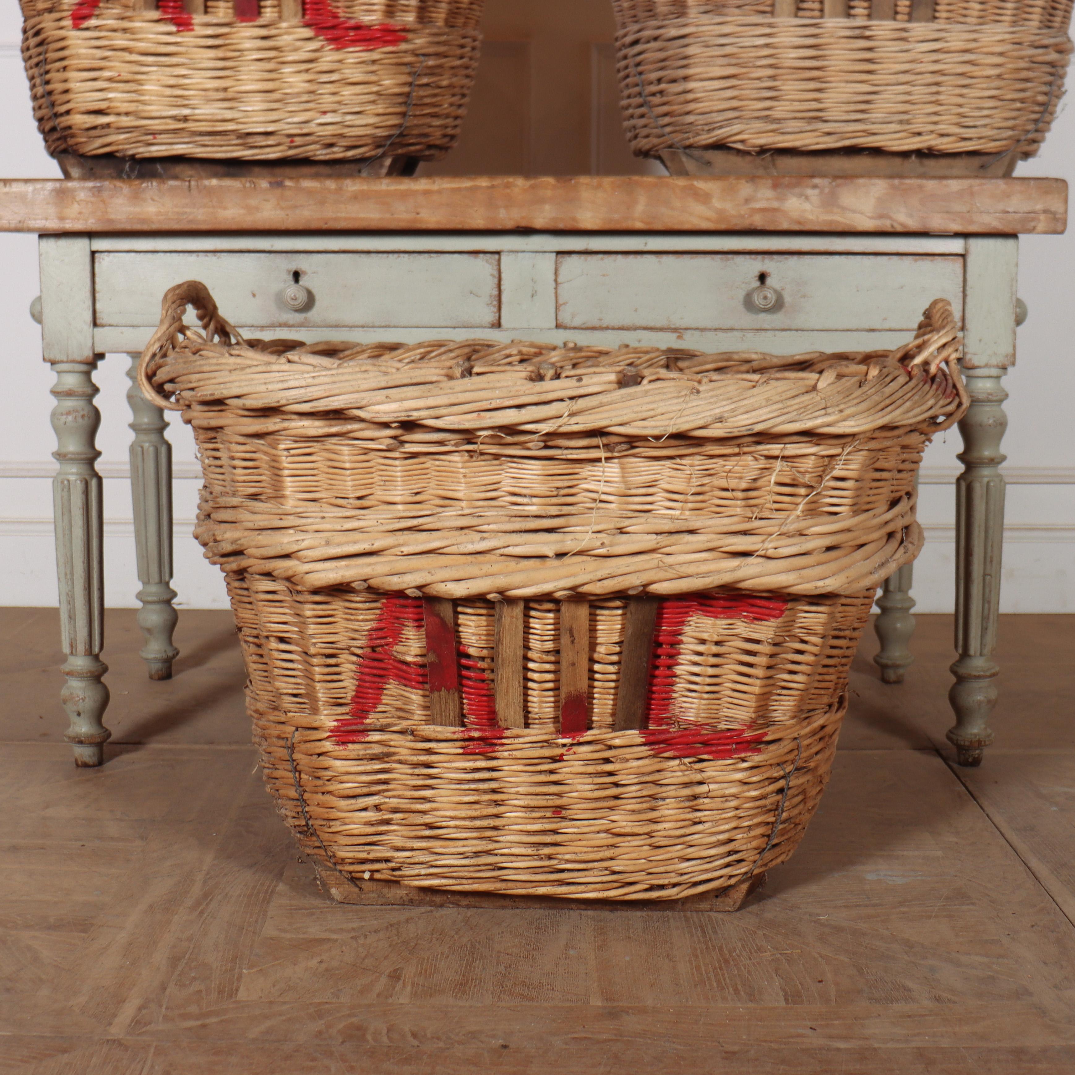 Collection of Champagne Grape Baskets In Good Condition For Sale In Leamington Spa, Warwickshire