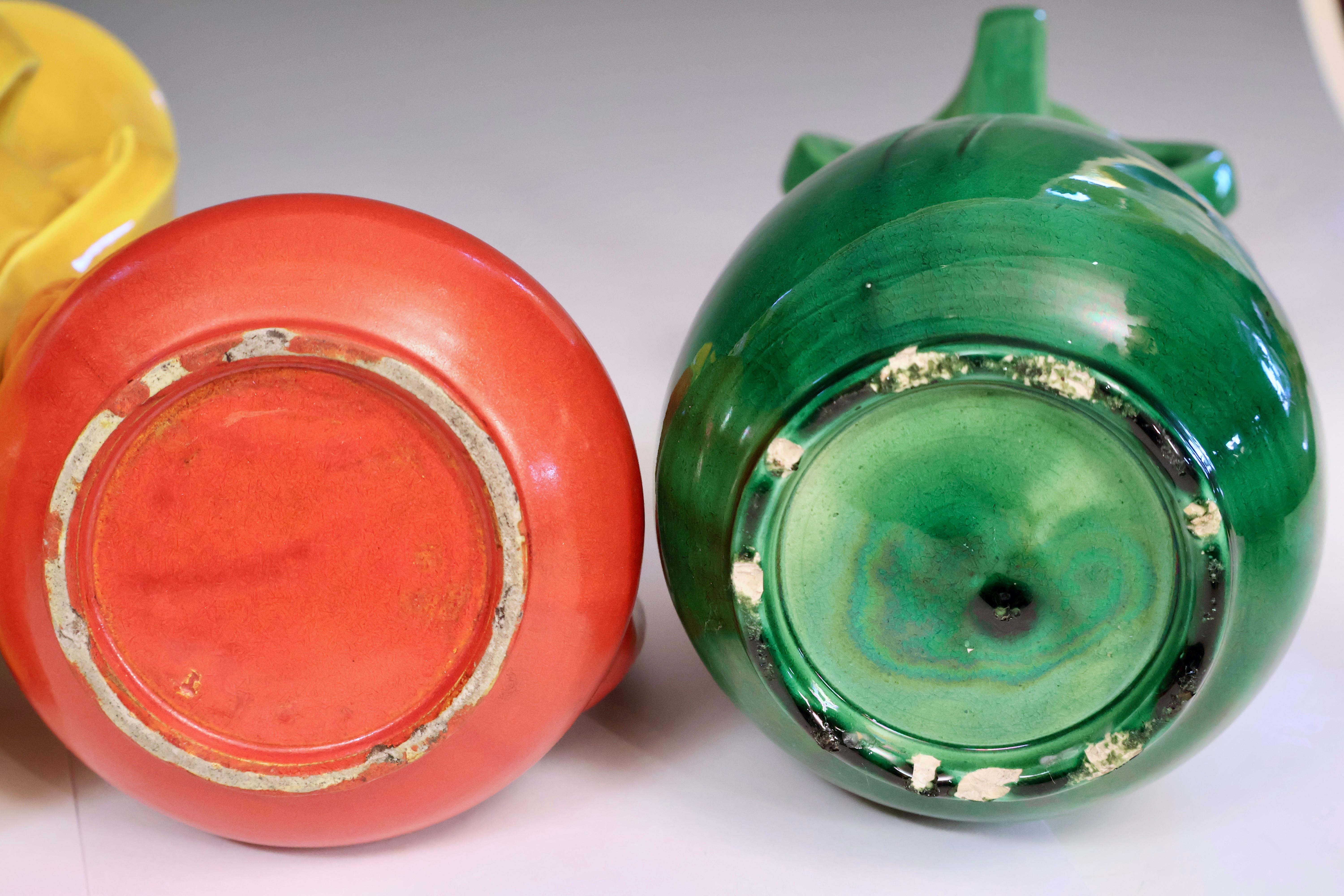 Collection'S di vasi colorati in Awaji Pottery In condizioni buone in vendita a Wilton, CT