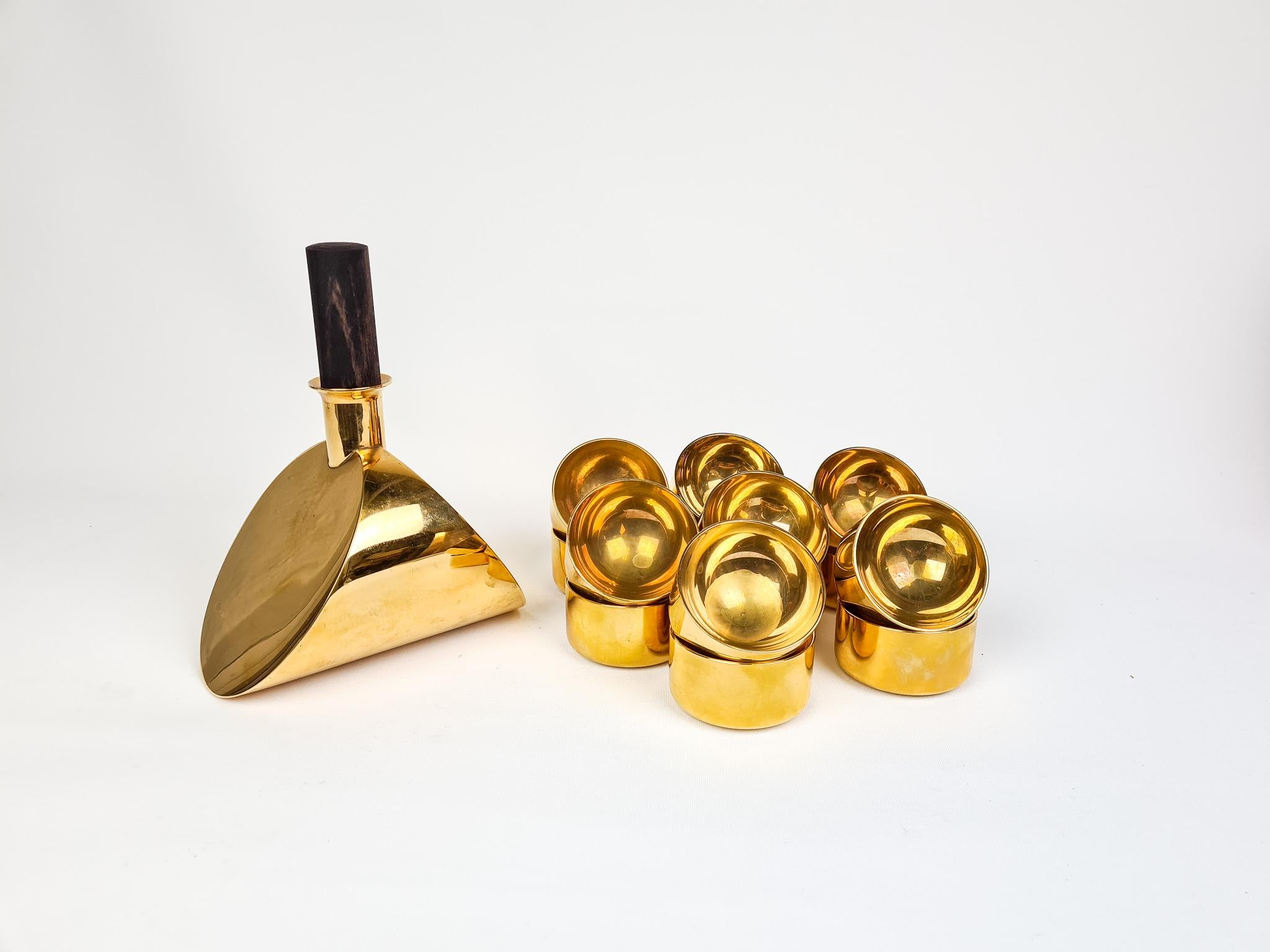 Scandinavian Modern Collection of Decanter and Bowls in Brass Pierre Forsell Skultuna, Sweden, 1970s For Sale
