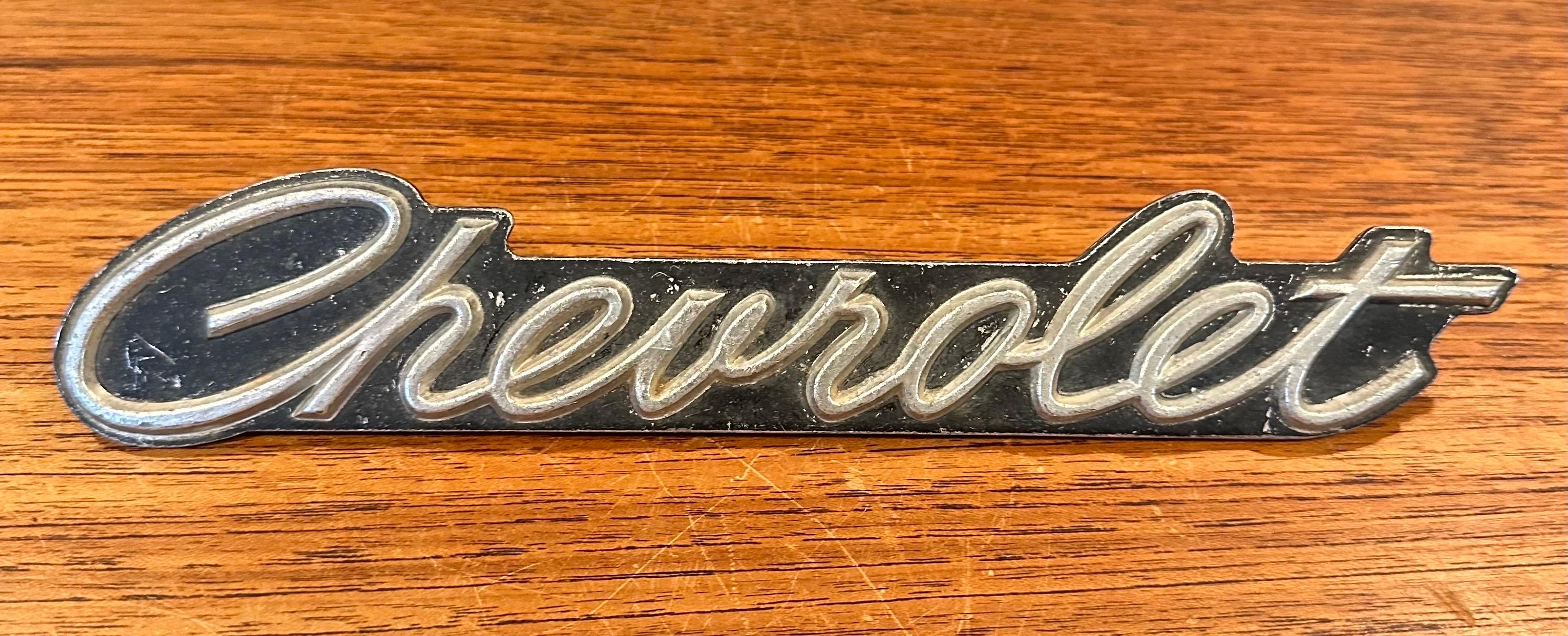 Collection'S di otto emblemi e loghi di automobili e auto d'epoca in vendita 4