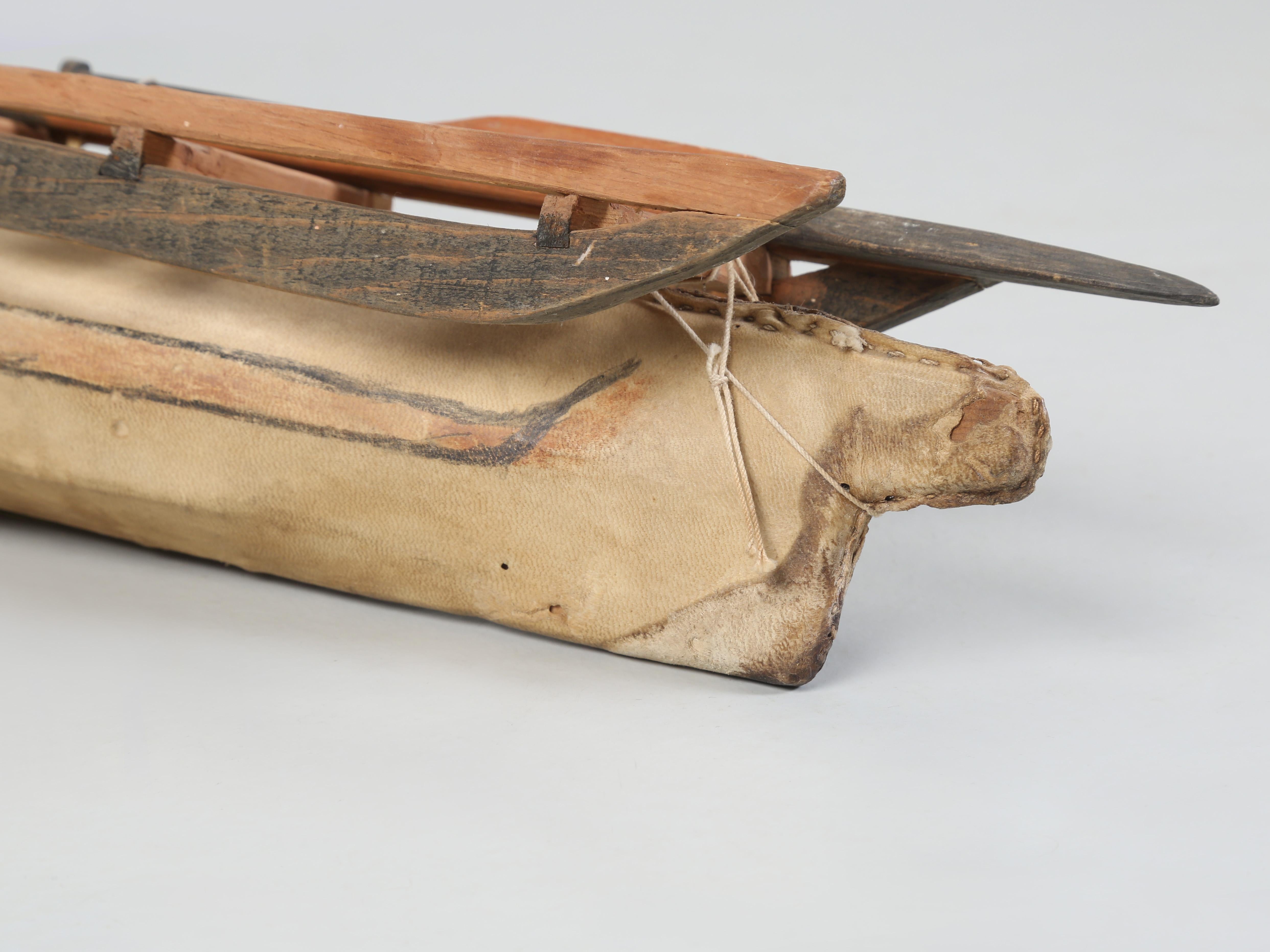 Sammlung von Kajaks mit Eskimo-Robbenhautbezug aus den frühen 1900er Jahren Alle Original im Angebot 5