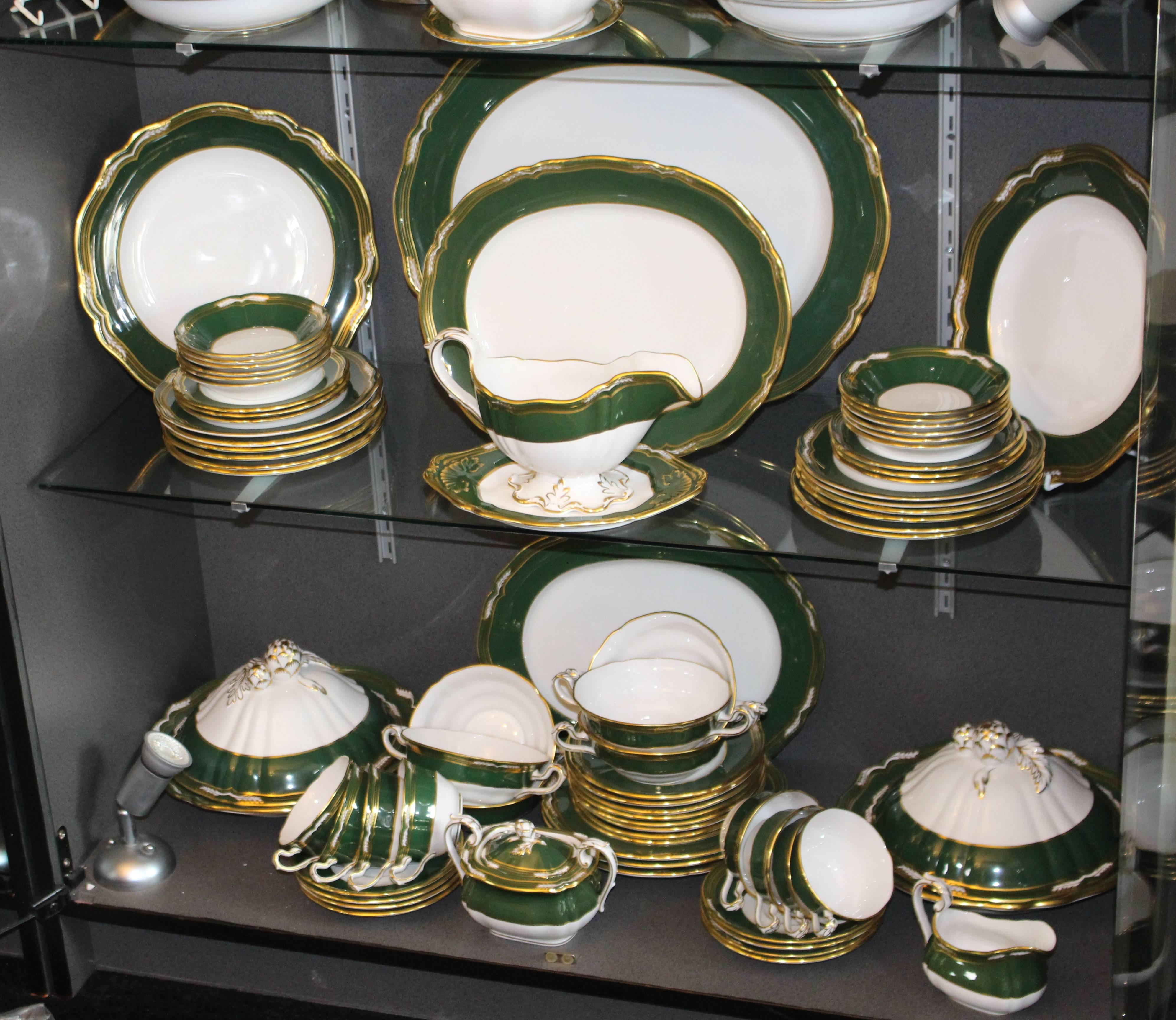 Collection of Fine Spode Harrogate China Dinner, Tea and Coffee For Sale 4