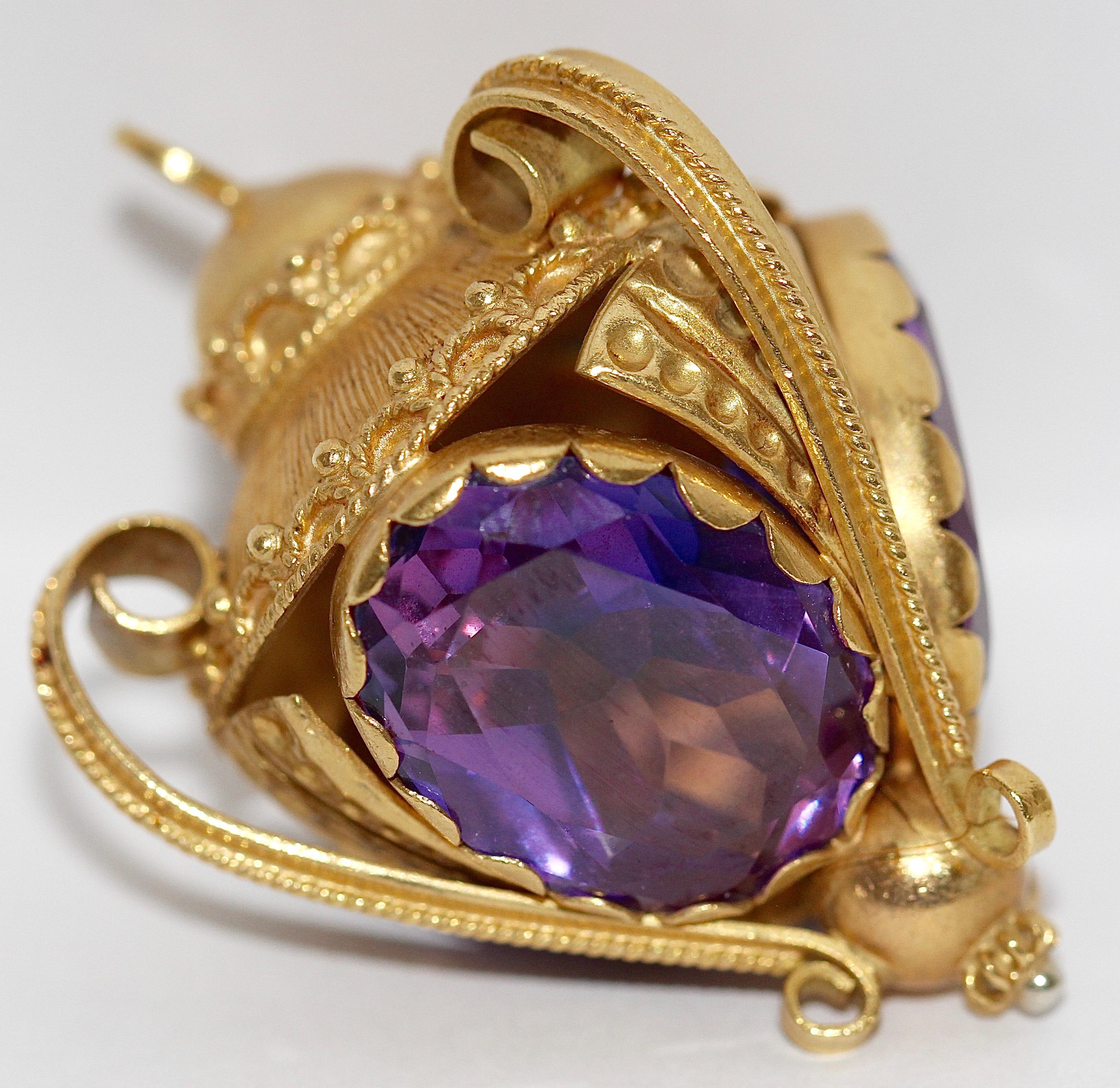 Collection of five, big 18K gold gemstone pendants. Suitable for charm bracelet. 3
