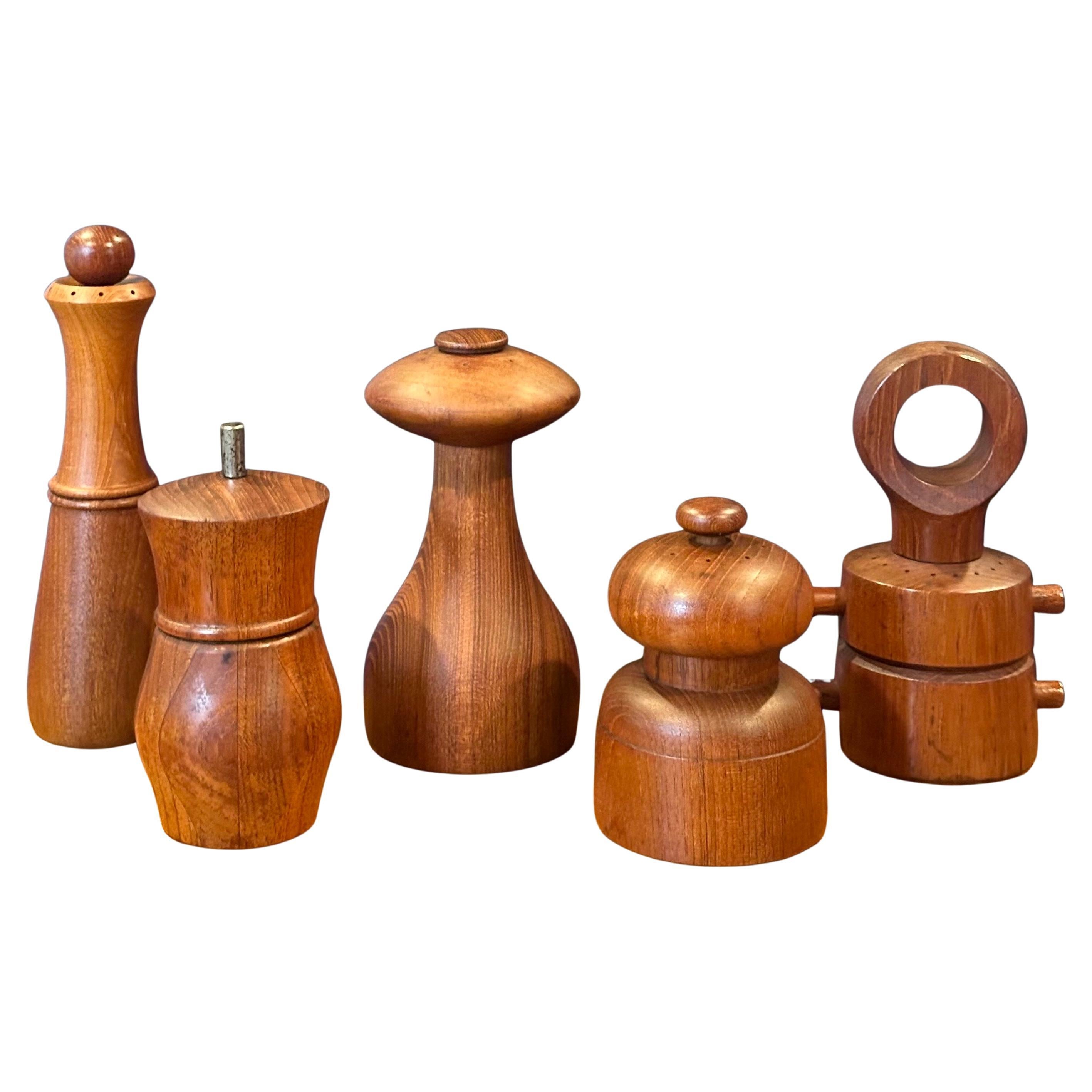 Collection of Five Danish Modern Teak Pepper Mills by Jens Quistgaard for Dansk