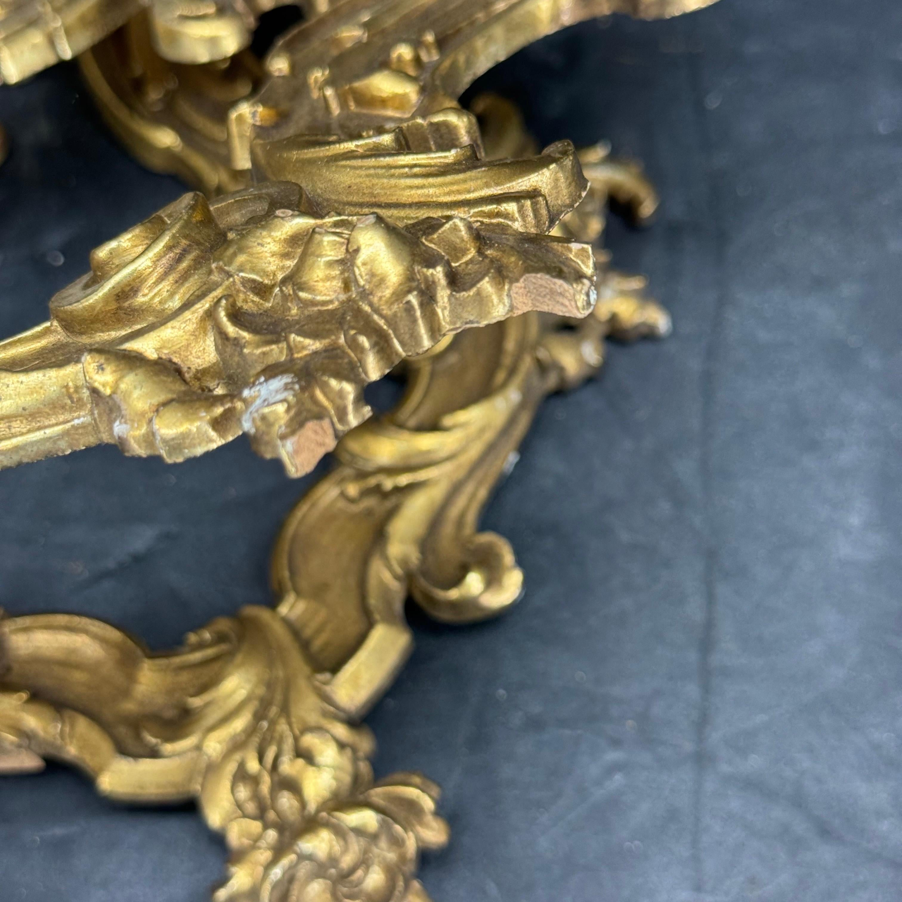 Colección de cinco espejos florentinos italianos y marcos de arte en venta 8