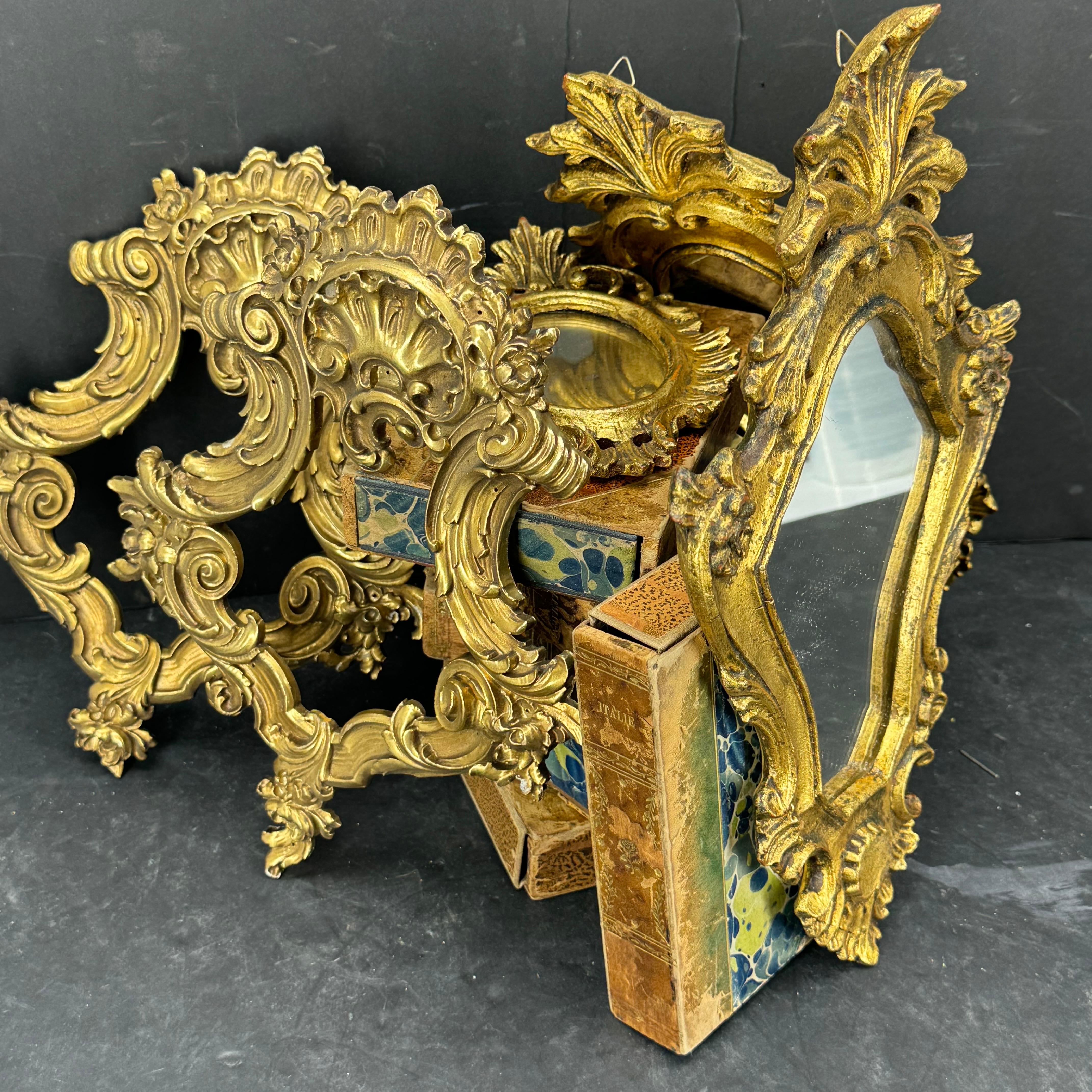 Colección de cinco espejos florentinos italianos y marcos de arte Italiano en venta