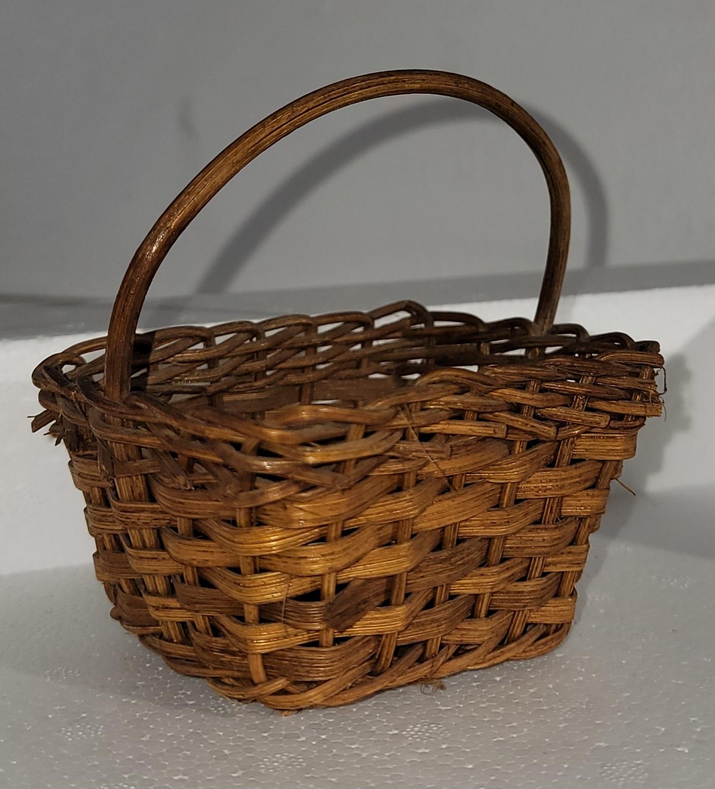 Collection of Five Miniature Hand Woven Baskets For Sale 4