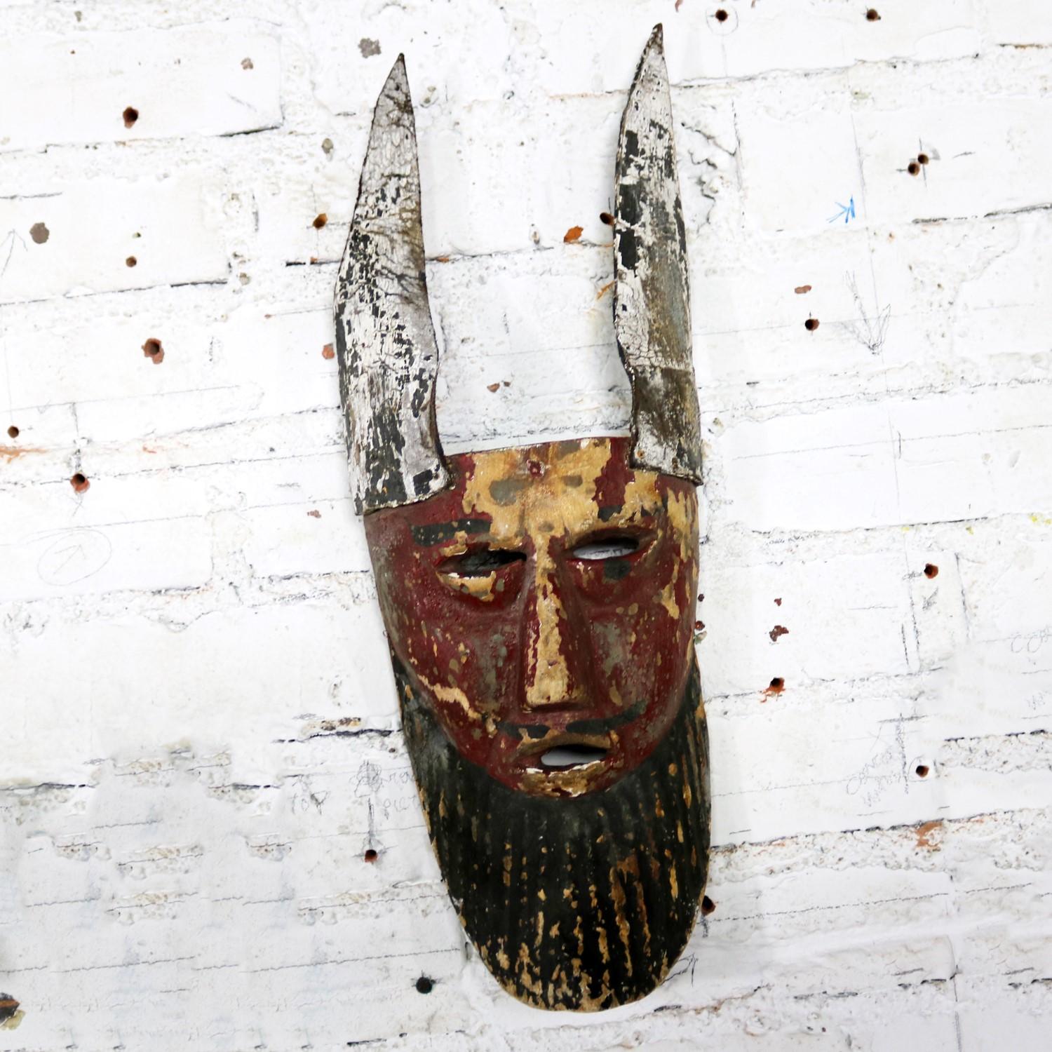 Collection of Five Vintage Mexican Folk Art Hand Carved Wood Masks 8