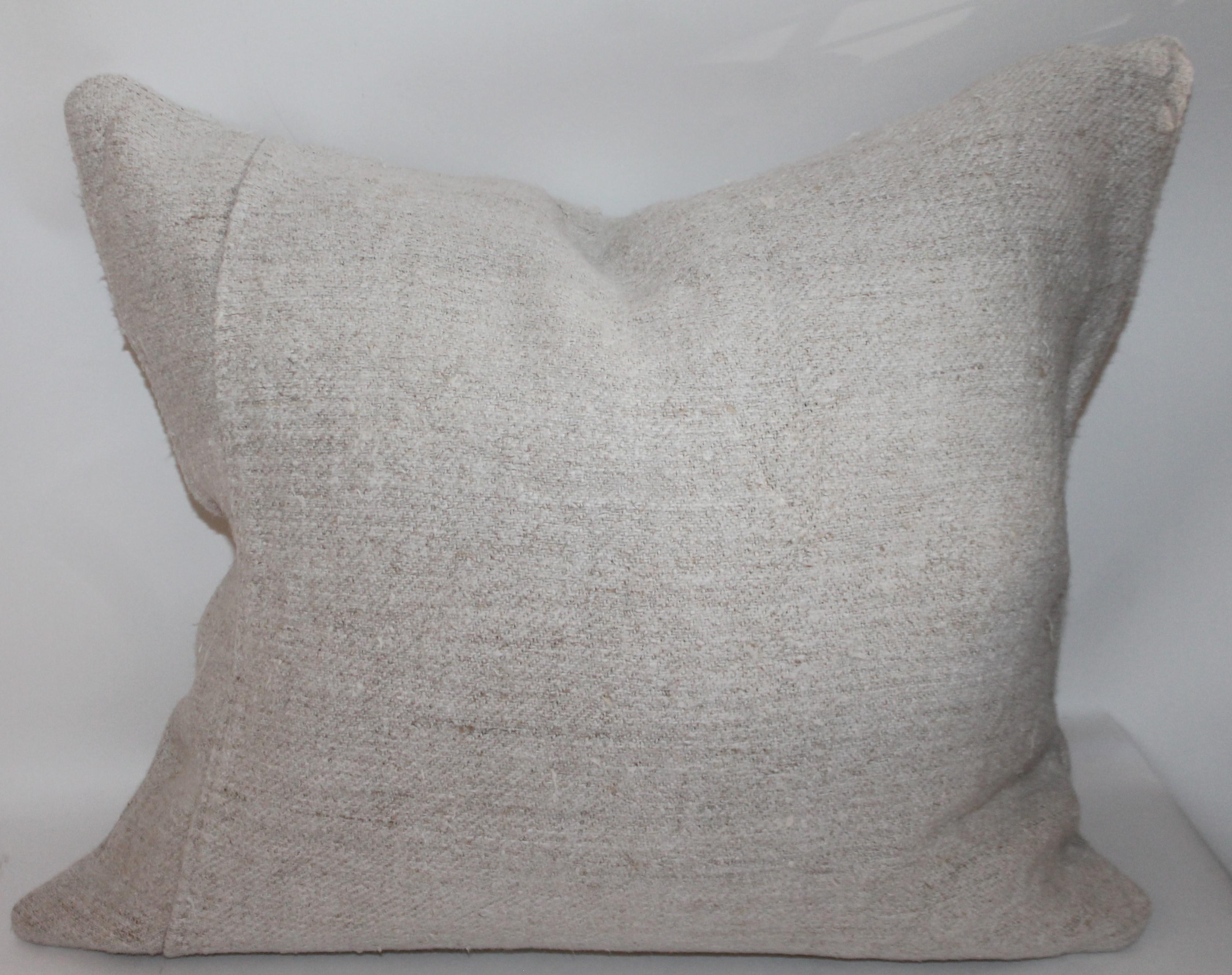 American Collection of Four 19th Century Homespun Linen Pillows For Sale