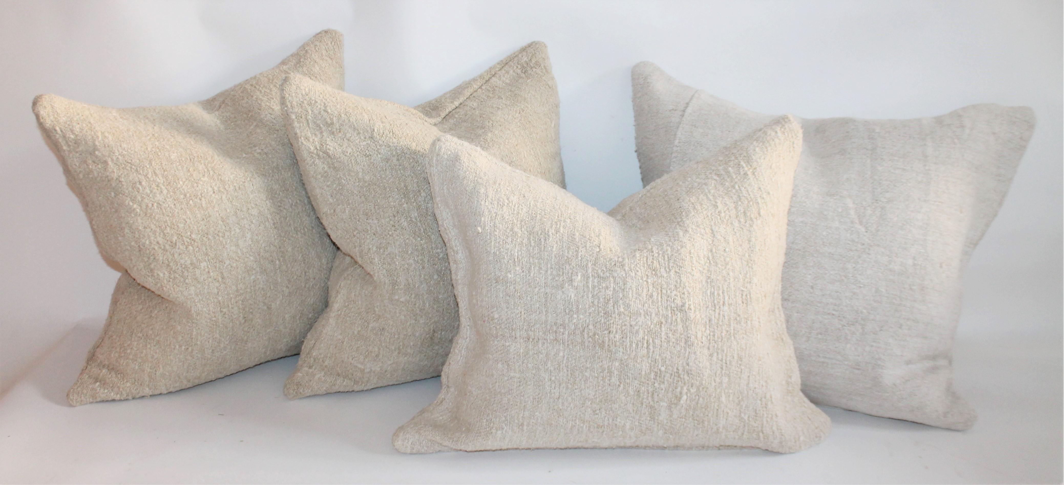 Collection of Four 19th Century Homespun Linen Pillows For Sale 2