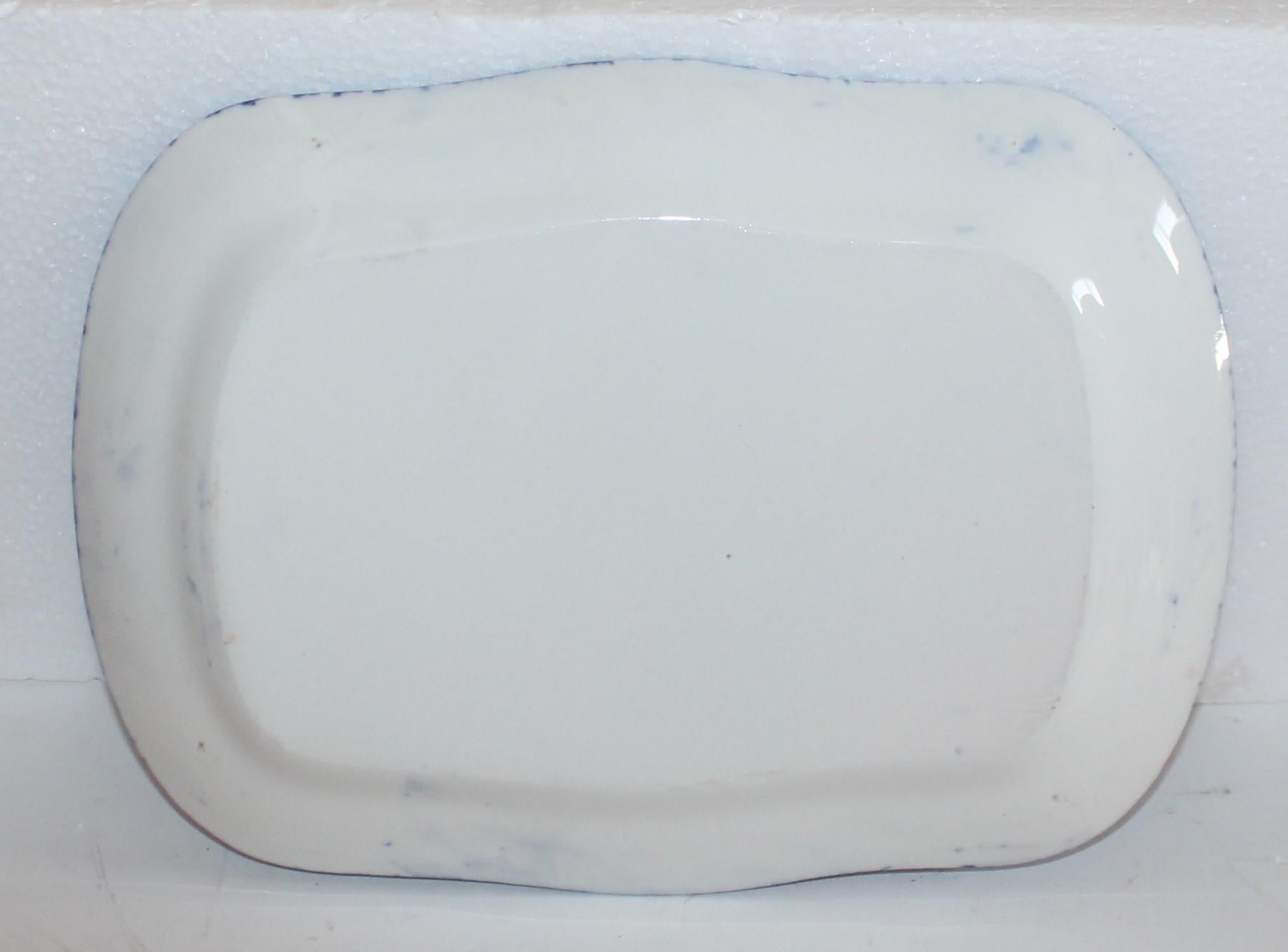 Porcelain Collection of Four 19th Century Sponge Ware Serving Platters For Sale