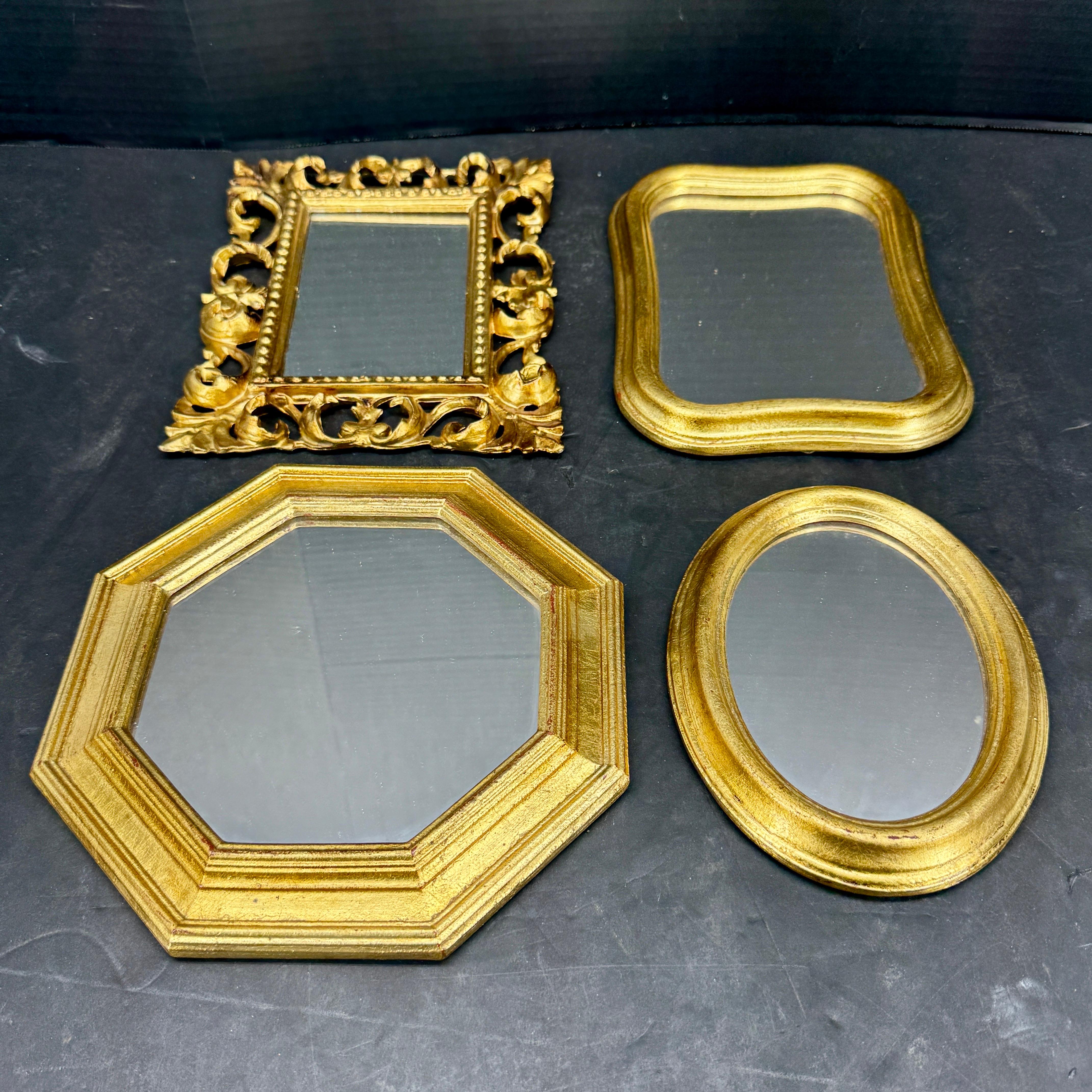 Colección de cuatro espejos dorados florentinos italianos de los años 50 en venta 3