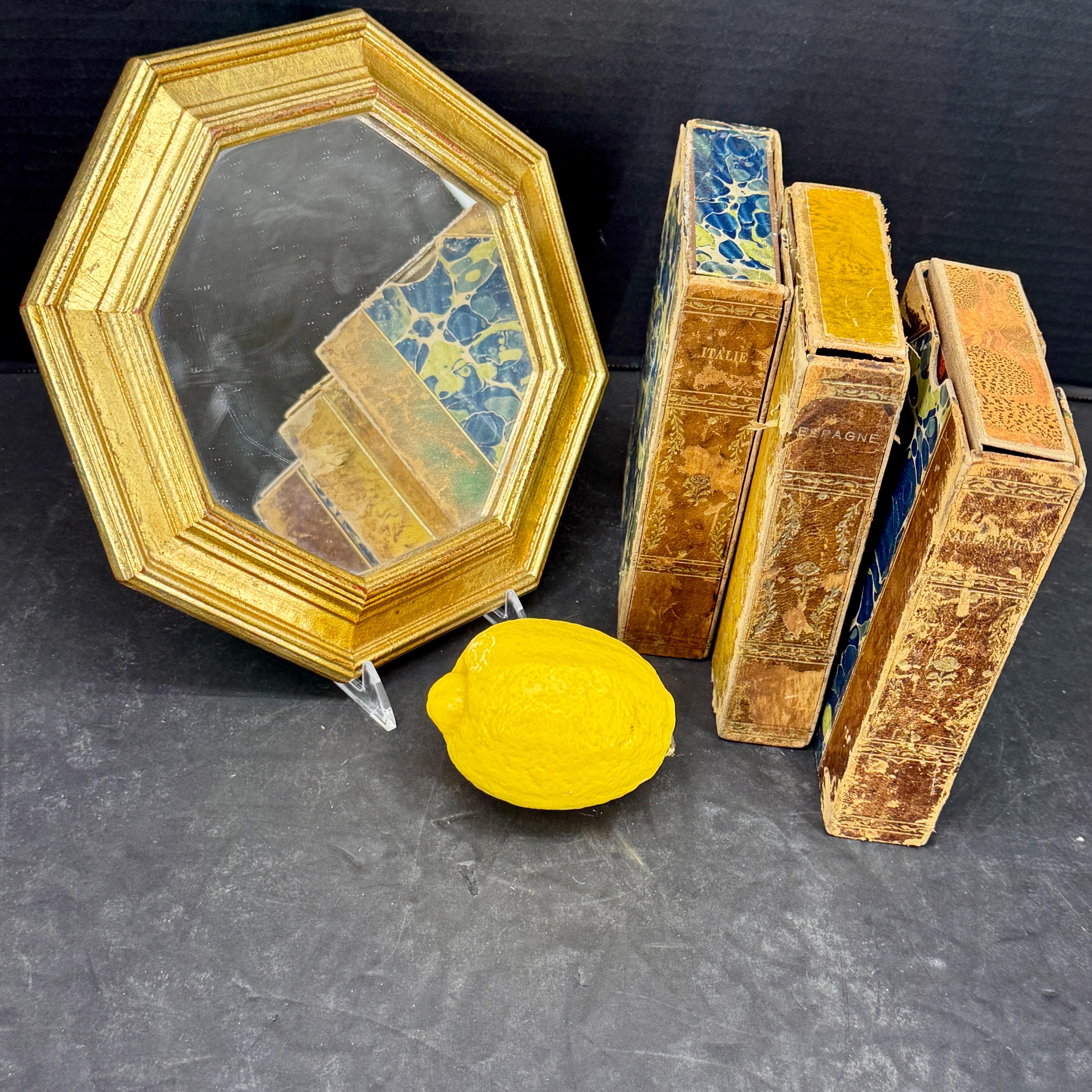 Colección de cuatro espejos dorados florentinos italianos de los años 50 Moderno de mediados de siglo en venta