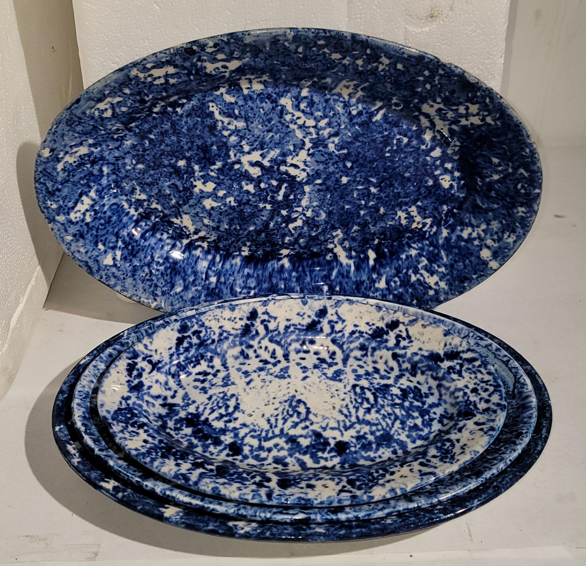 19Thc Collection of sponge ware platters in varies sizes.All in mint condition.Great early colors & glazes.Sold as a group of four.

smallest platter measures approx - 10w x 6 d x 1 h
med. platter 9wide x 5 deep
largest platter measures approx - 13w