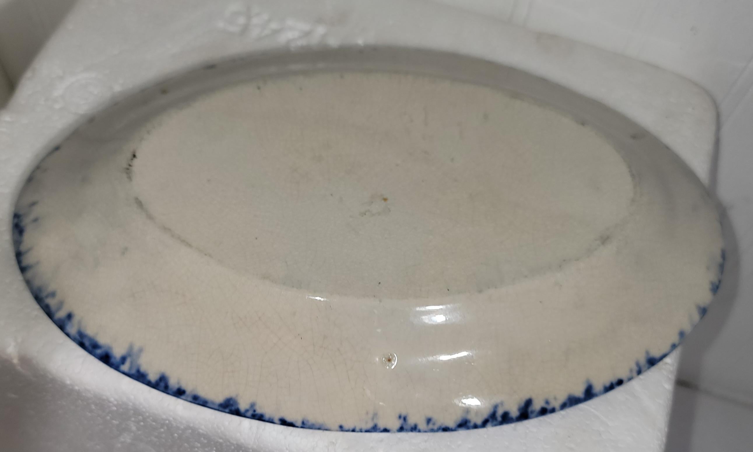 19th Century Collection of Four Oval Sponge Ware  Platters For Sale