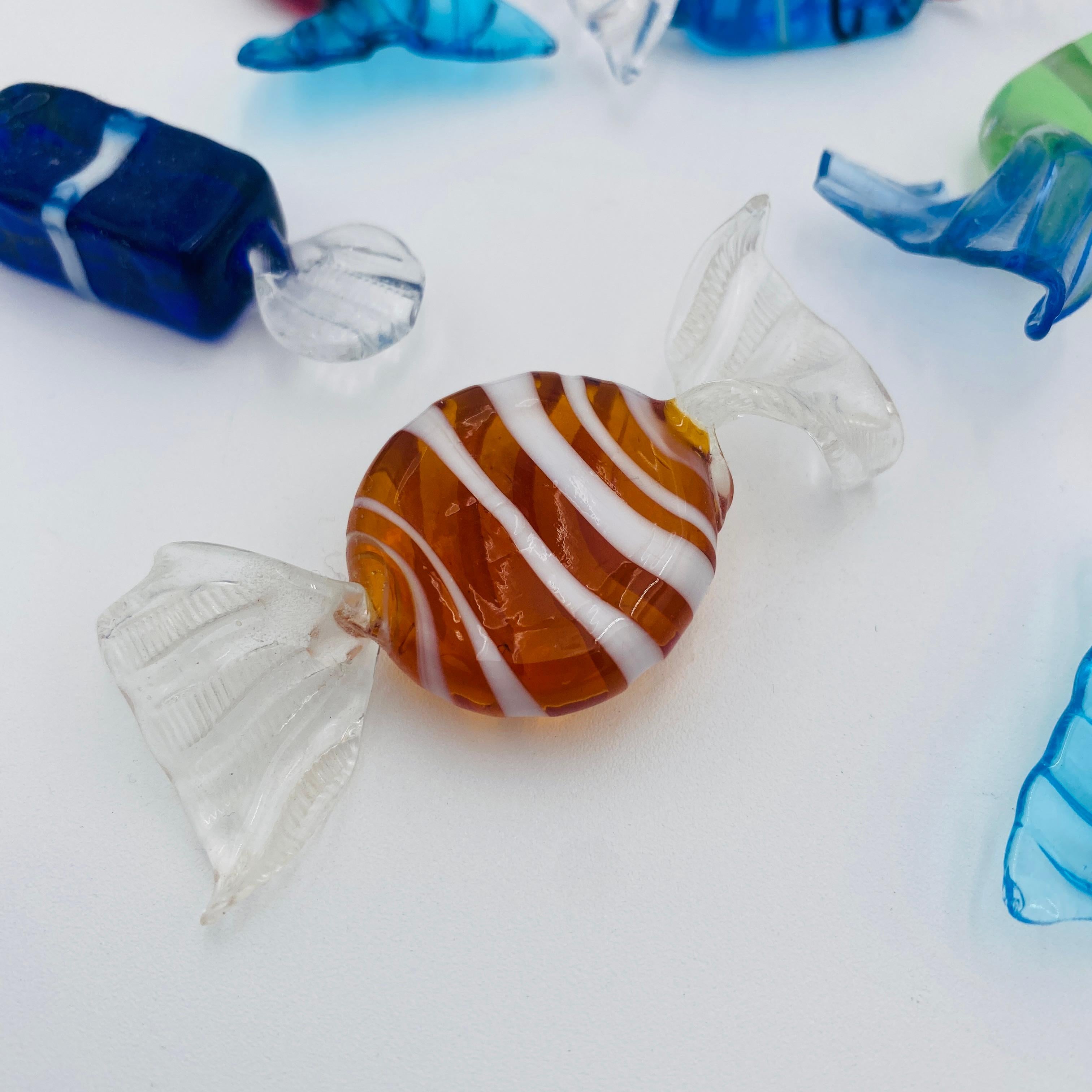 Collection'S di quattordici caramelle incartate in vetro artistico di Murano 1960s 2