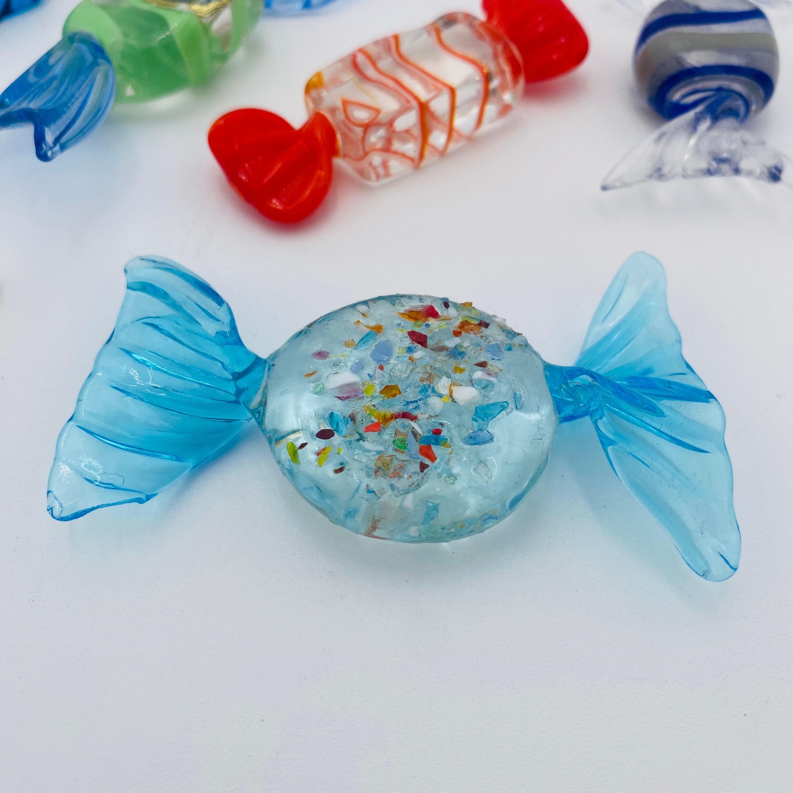 Collection'S di quattordici caramelle incartate in vetro artistico di Murano 1960s 3