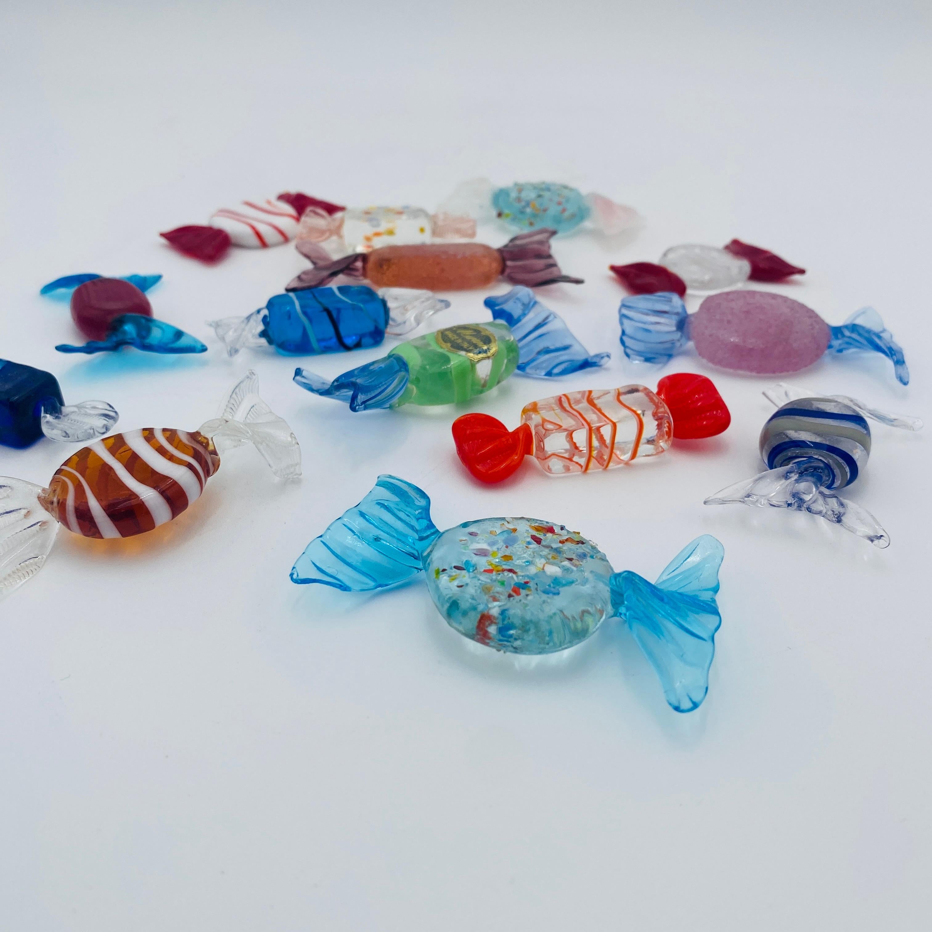 Collection'S di quattordici caramelle incartate in vetro artistico di Murano 1960s 4