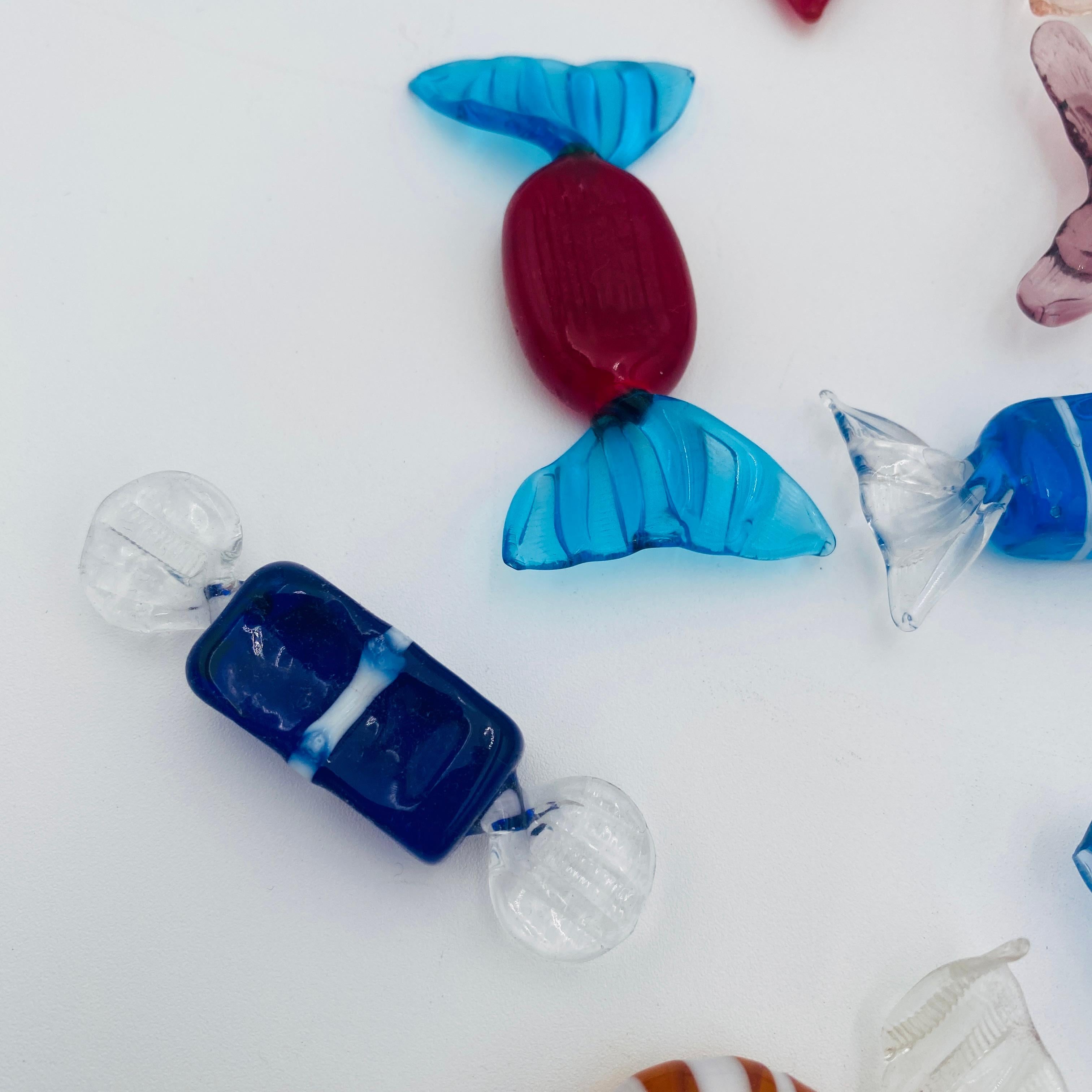 Collection'S di quattordici caramelle incartate in vetro artistico di Murano 1960s 1