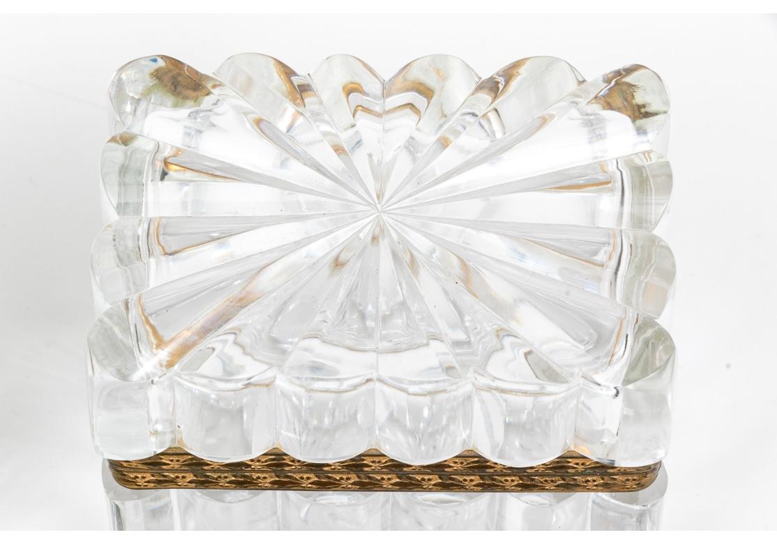 Collection de boîtes à couvercle à charnières en cristal français et allemand en vente 3