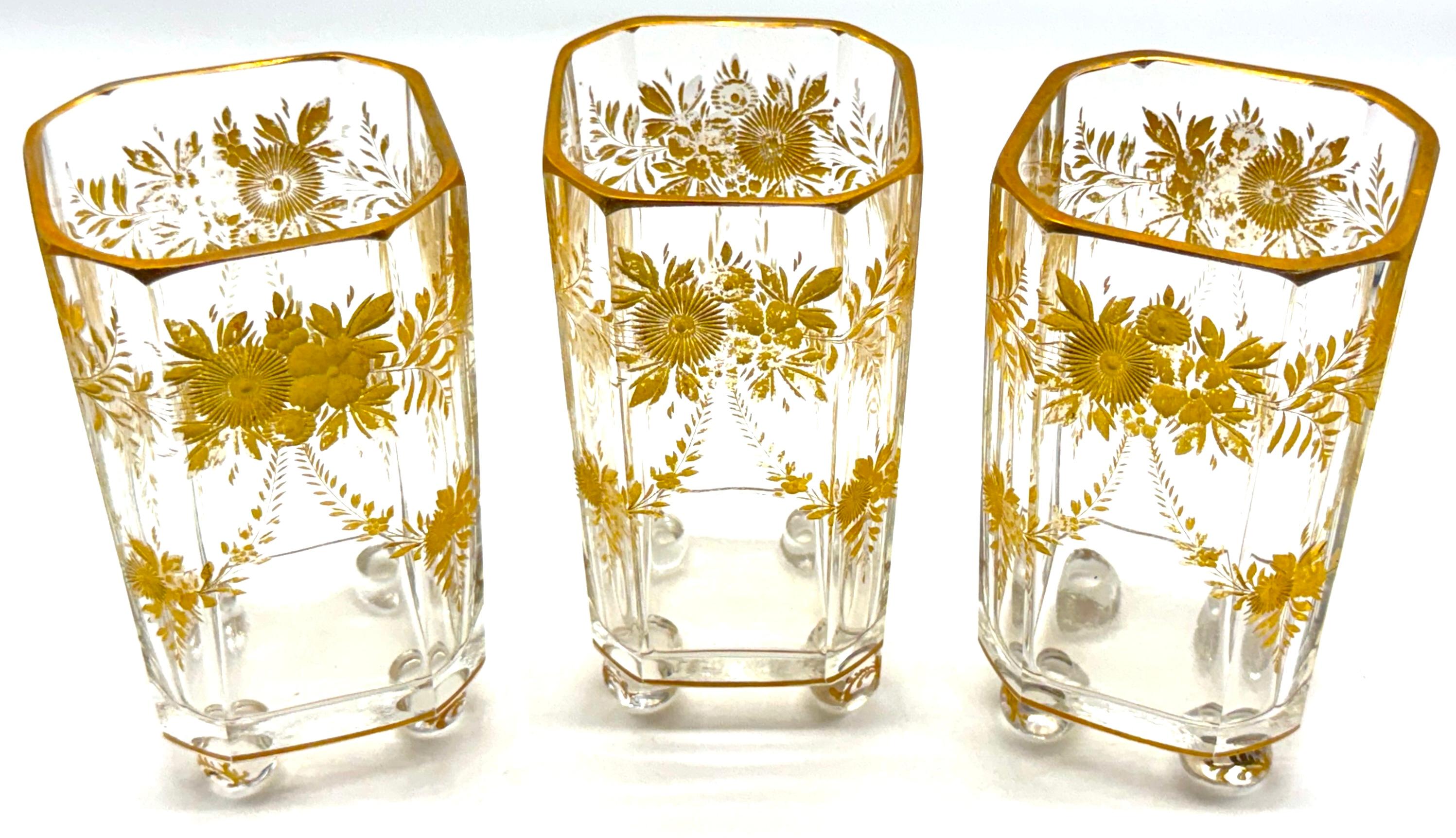 Colección de Artículos de Mesa Franceses de Cristal Esmaltado Dorado, Estilo de Baccarat Belle Époque en venta