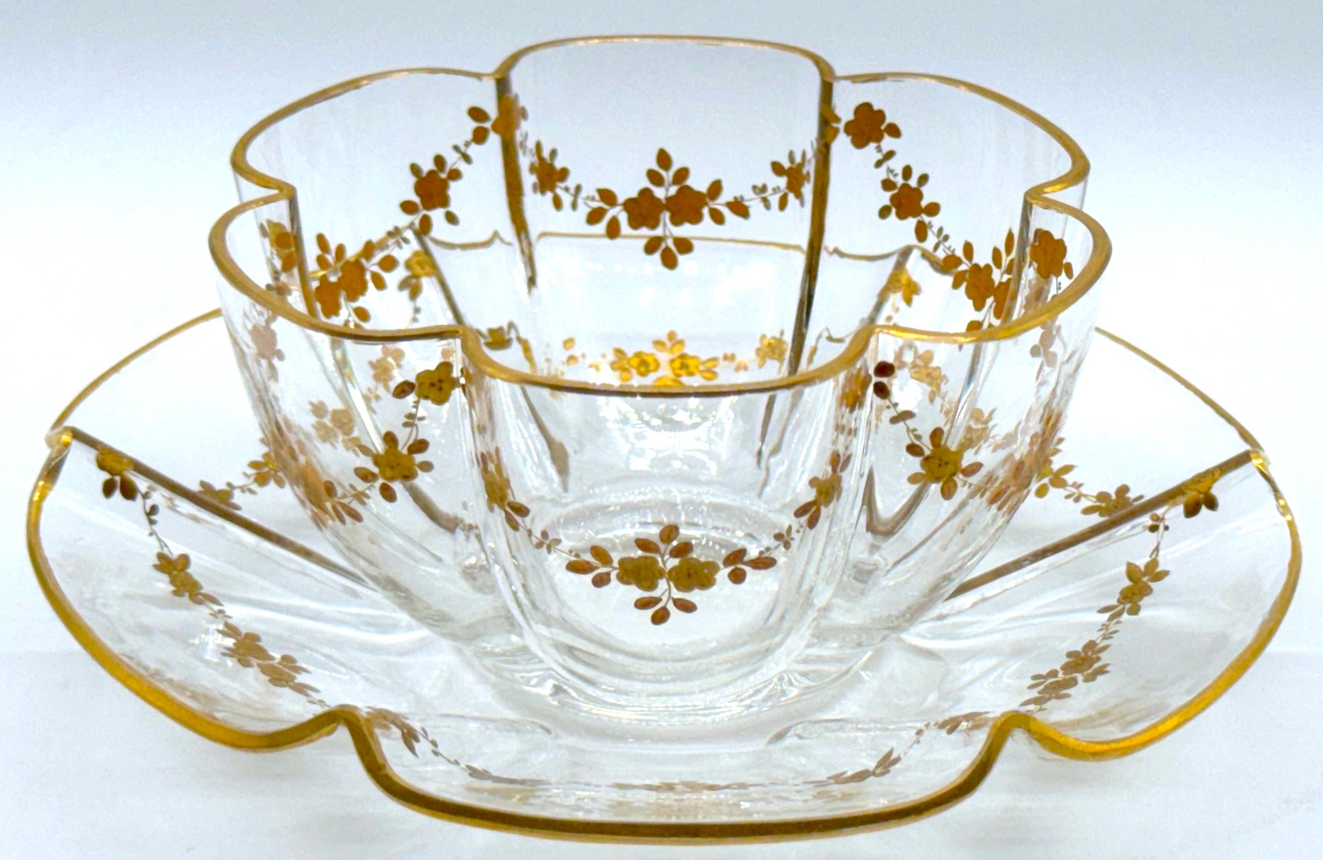 Colección de Artículos de Mesa Franceses de Cristal Esmaltado Dorado, Estilo de Baccarat en venta 3