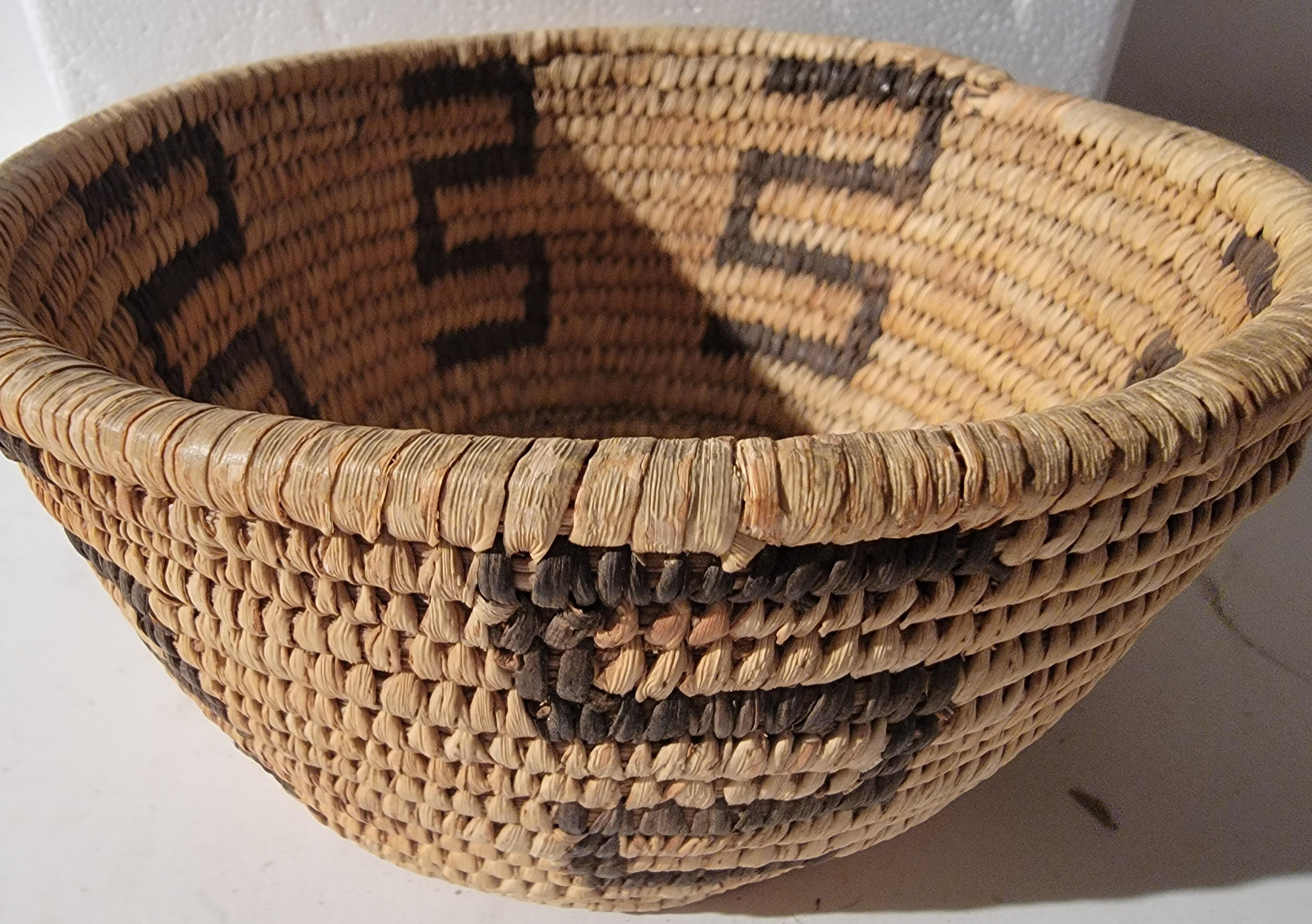 Adirondack Collection of Geometric Pima Indian Baskets -4 For Sale