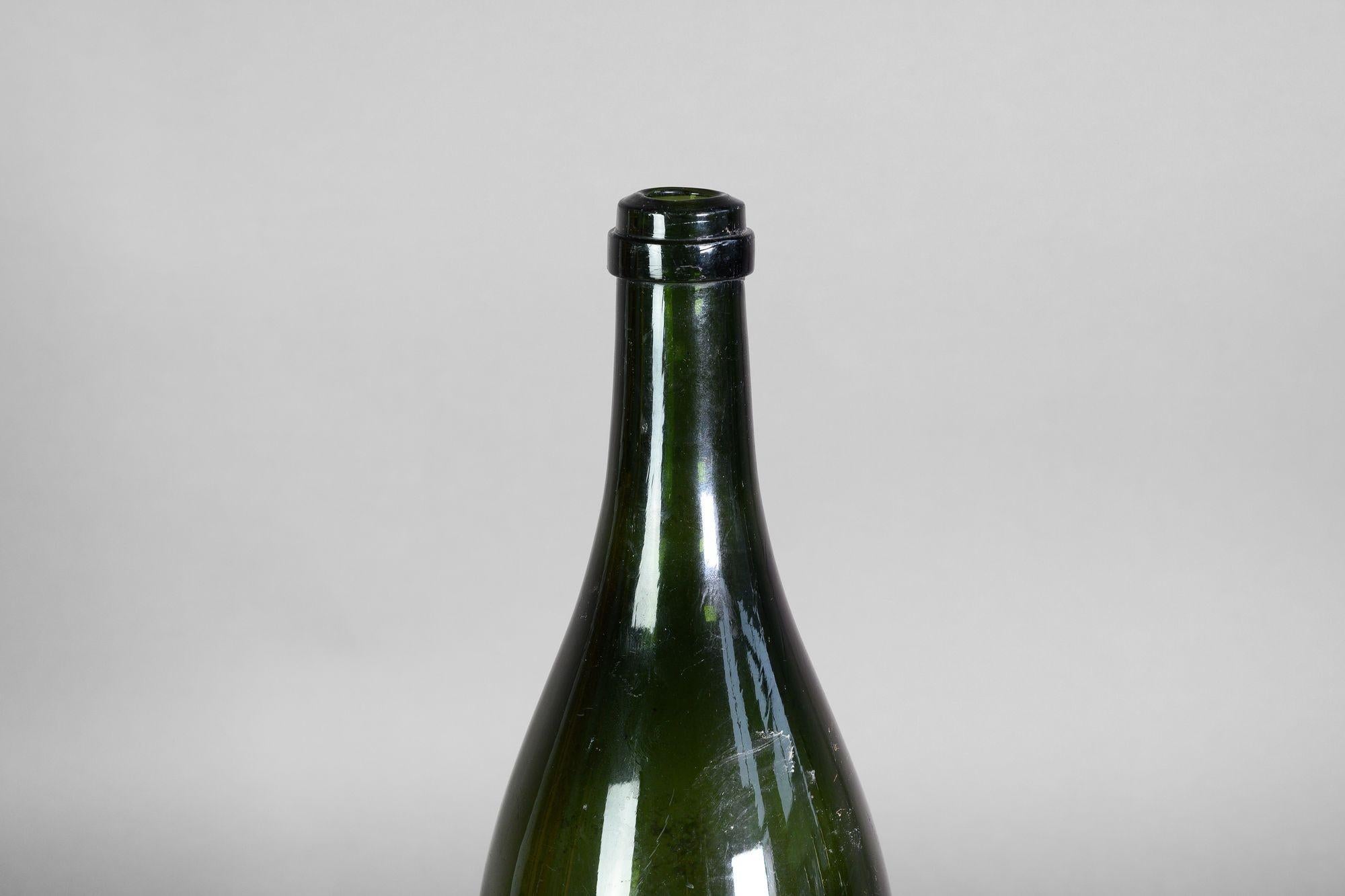 Colección de botellas de vino de cristal (7) Francés en venta