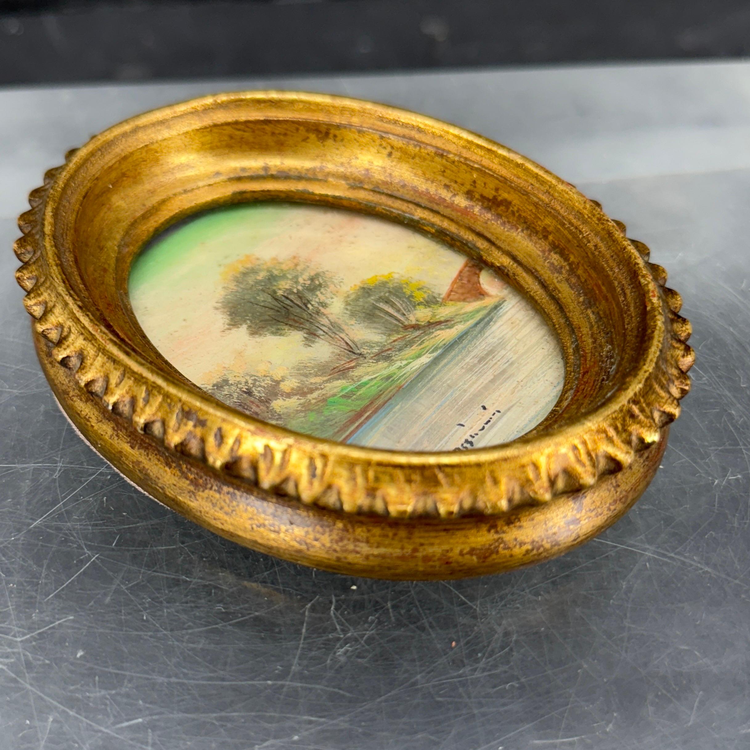 Legno Collection of Italian Florentine Gilt Wood Art Frames Circa 1950's in vendita