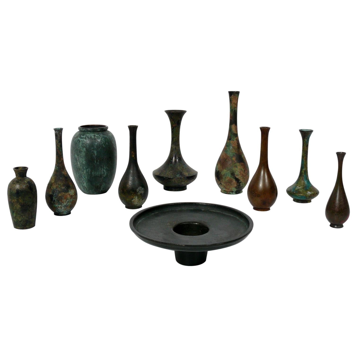 Collection de vases japonais en bronze
