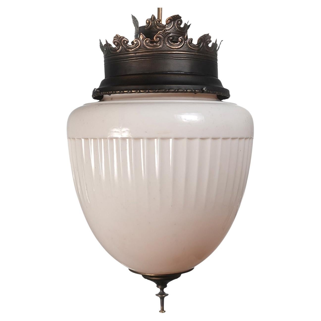 Colección de colgantes grandes de bellota de cristal de leche