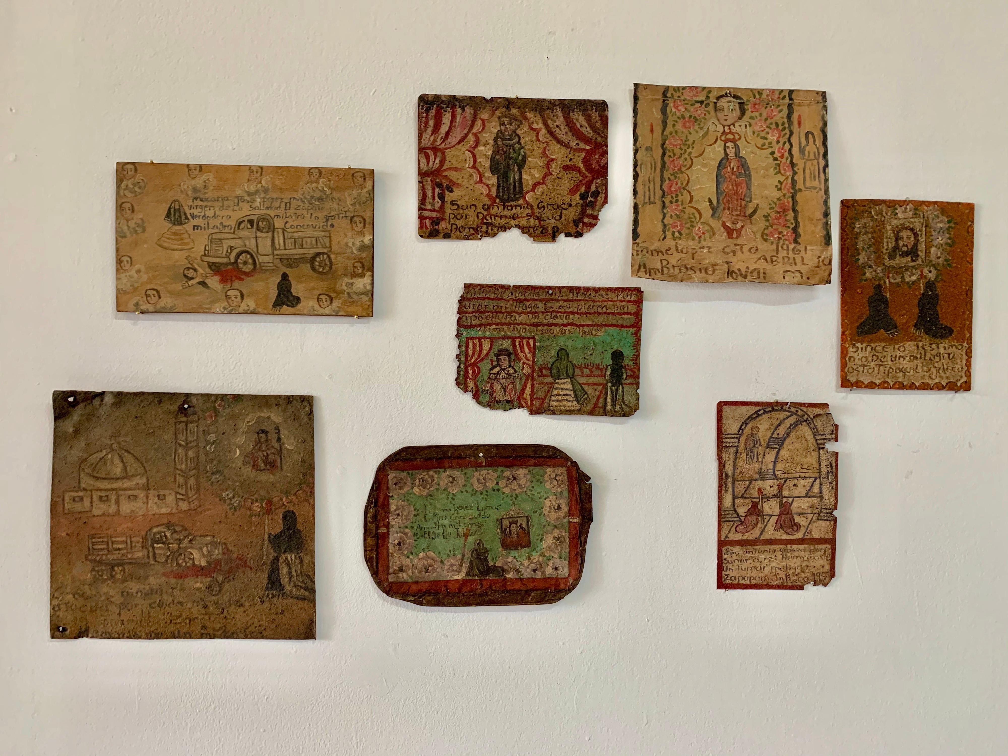 Collection de plaques de prière mexicaines Retablos Ex-Votos des années 1950 et 1960 en vente 2