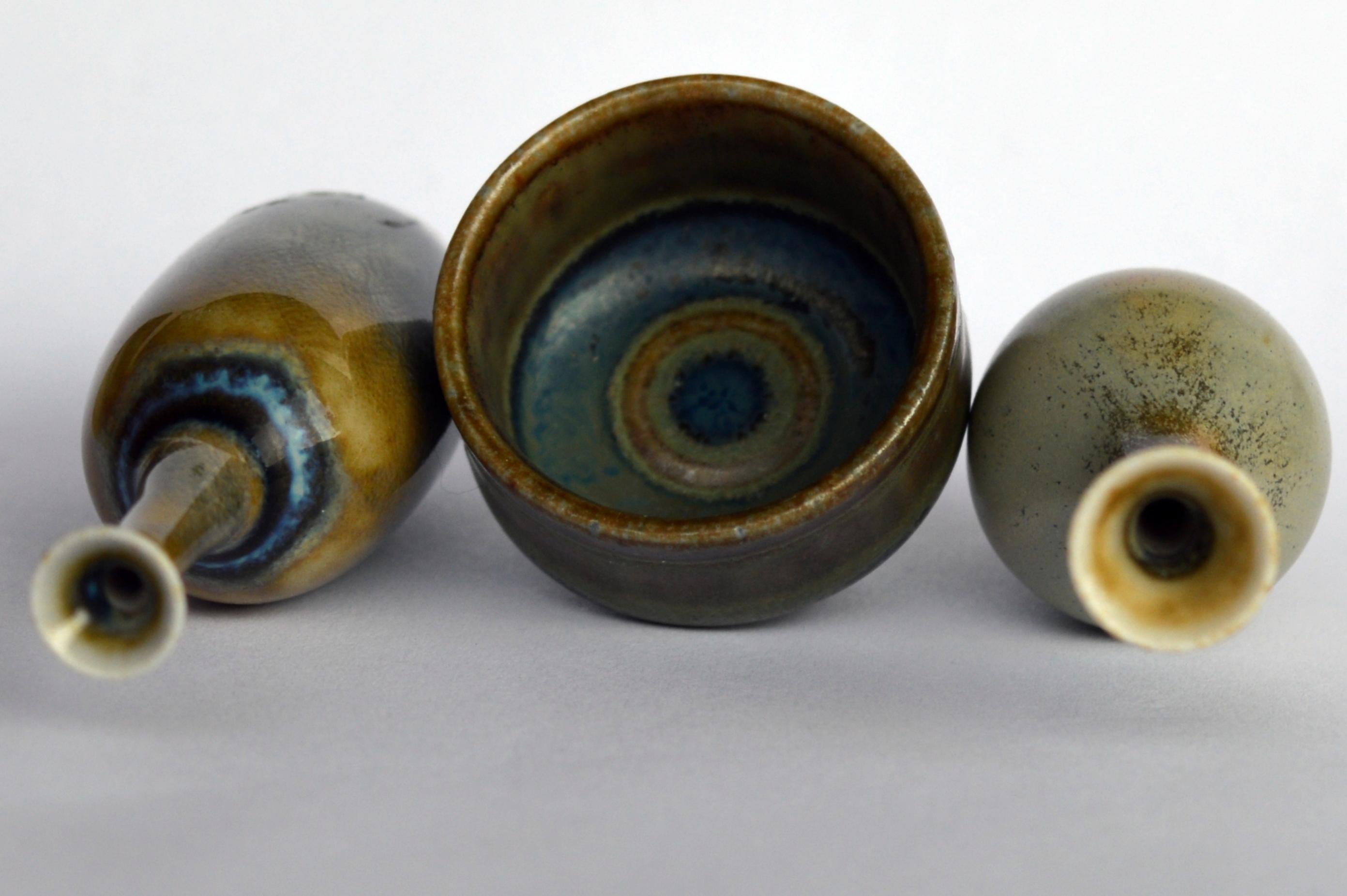 Sammlung von Miniatur-Keramikstücken aus Höganäs, Schweden (Glasiert) im Angebot